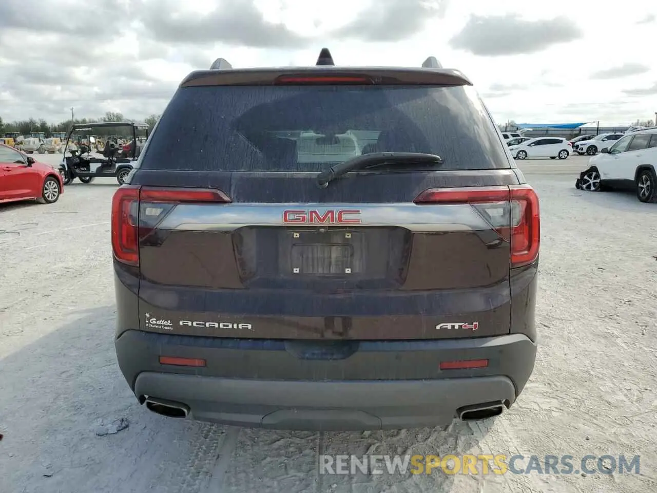 6 Photograph of a damaged car 1GKKNLLS9LZ195433 GMC ACADIA 2020