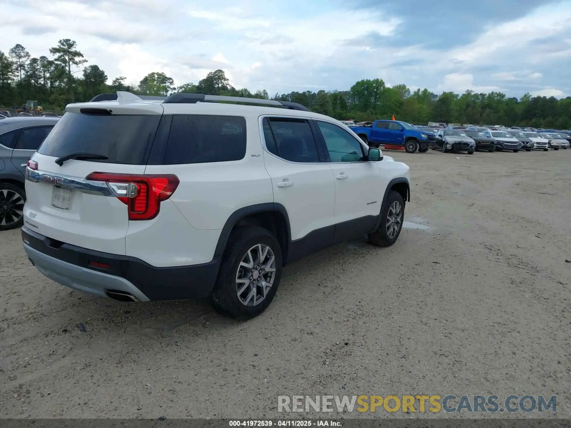 4 Фотография поврежденного автомобиля 1GKKNML44LZ203820 GMC ACADIA 2020