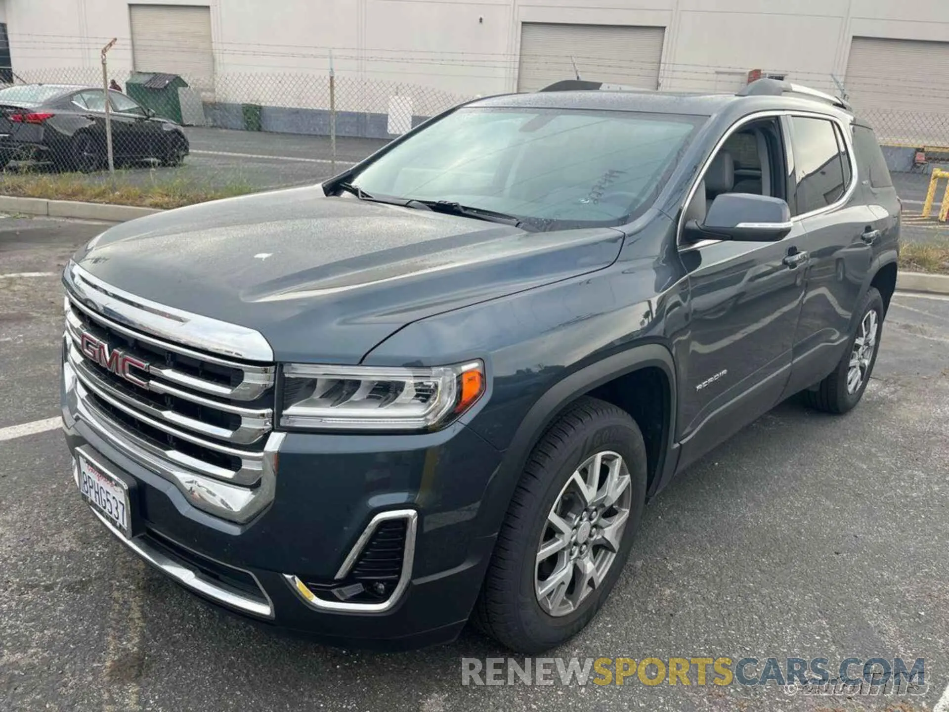 9 Фотография поврежденного автомобиля 1GKKNMLS3LZ166323 GMC ACADIA 2020