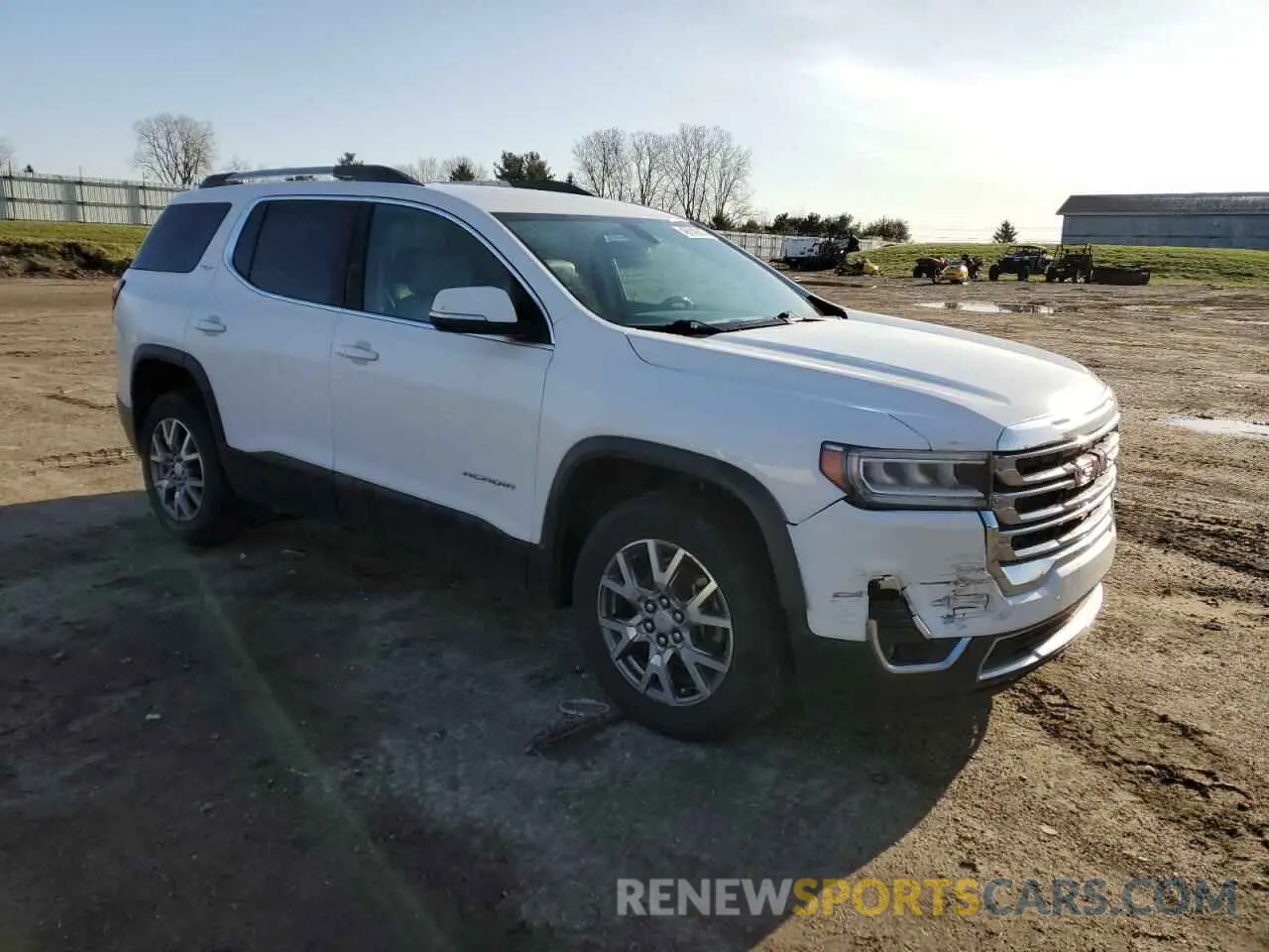 4 Photograph of a damaged car 1GKKNMLS6LZ146390 GMC ACADIA 2020