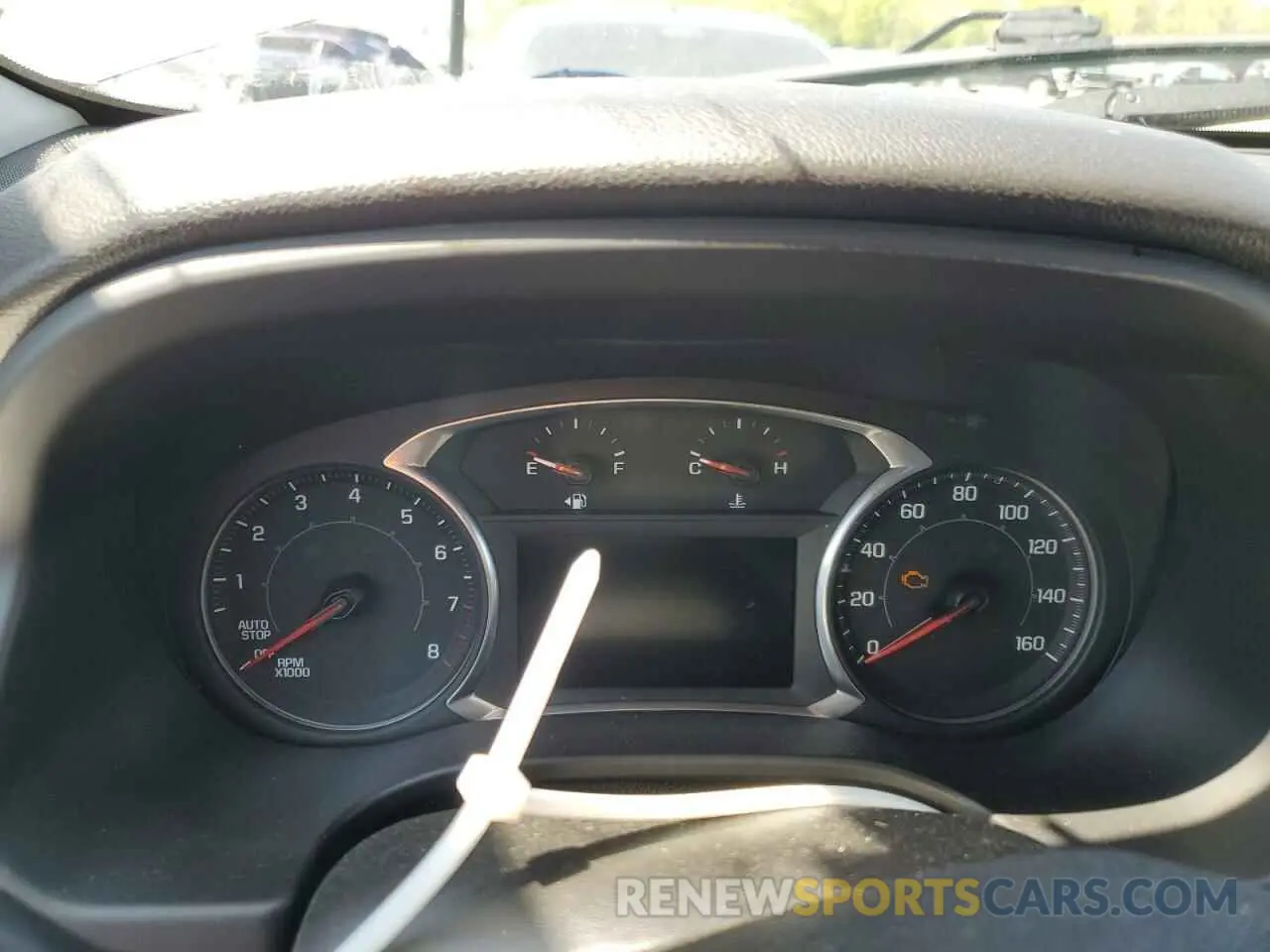 9 Photograph of a damaged car 1GKKNMLS7LZ130716 GMC ACADIA 2020