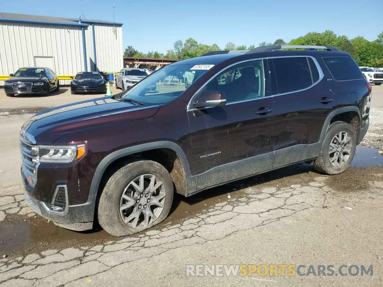 1 Photograph of a damaged car 1GKKNMLS8LZ142969 GMC ACADIA 2020