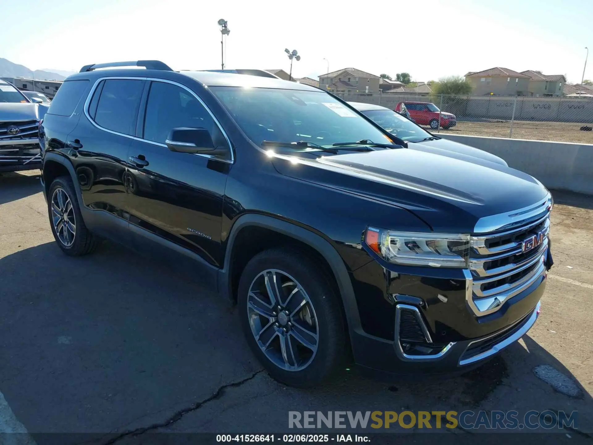 1 Photograph of a damaged car 1GKKNMLSXLZ140754 GMC ACADIA 2020