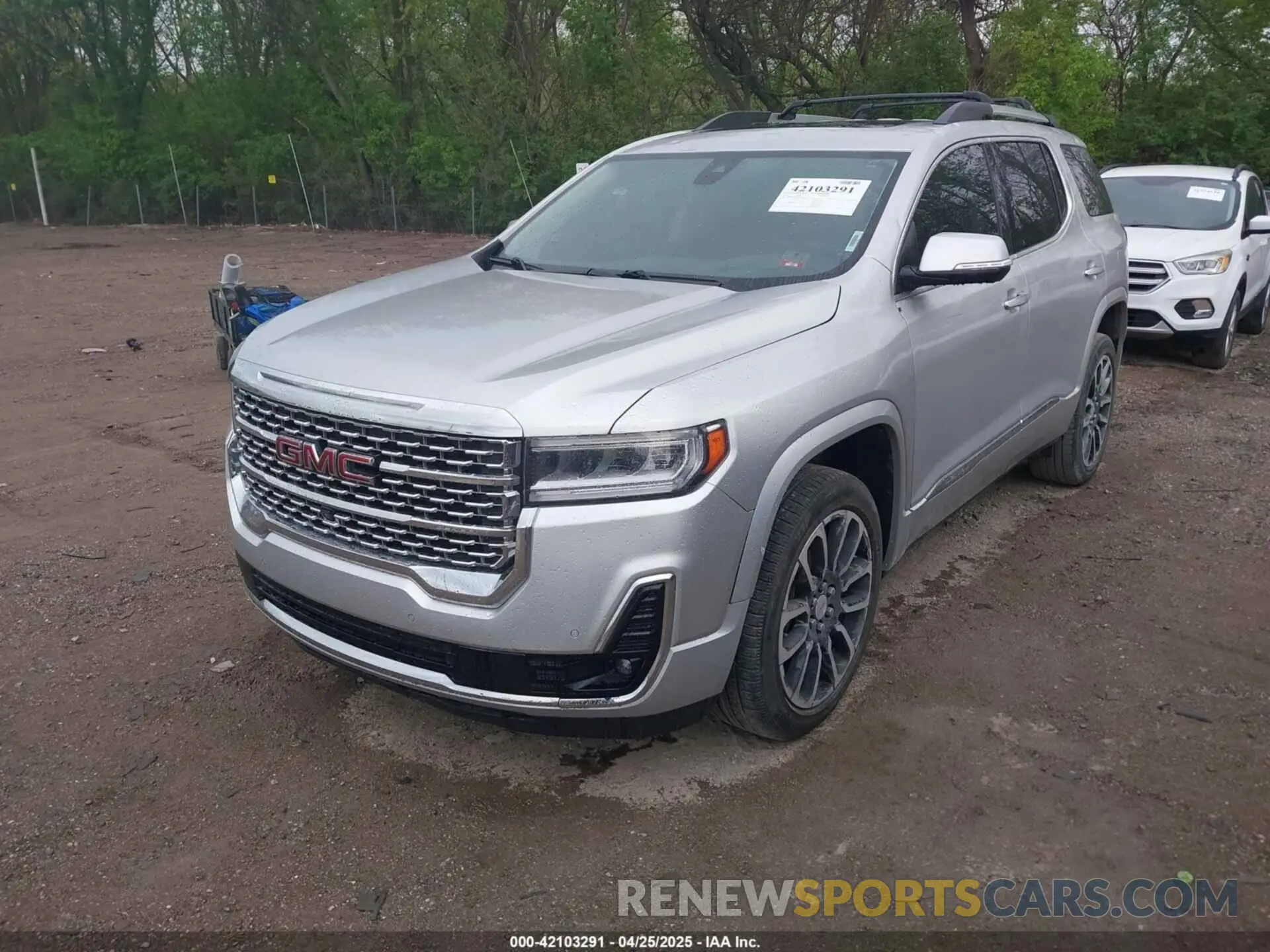2 Photograph of a damaged car 1GKKNPLS0LZ174963 GMC ACADIA 2020