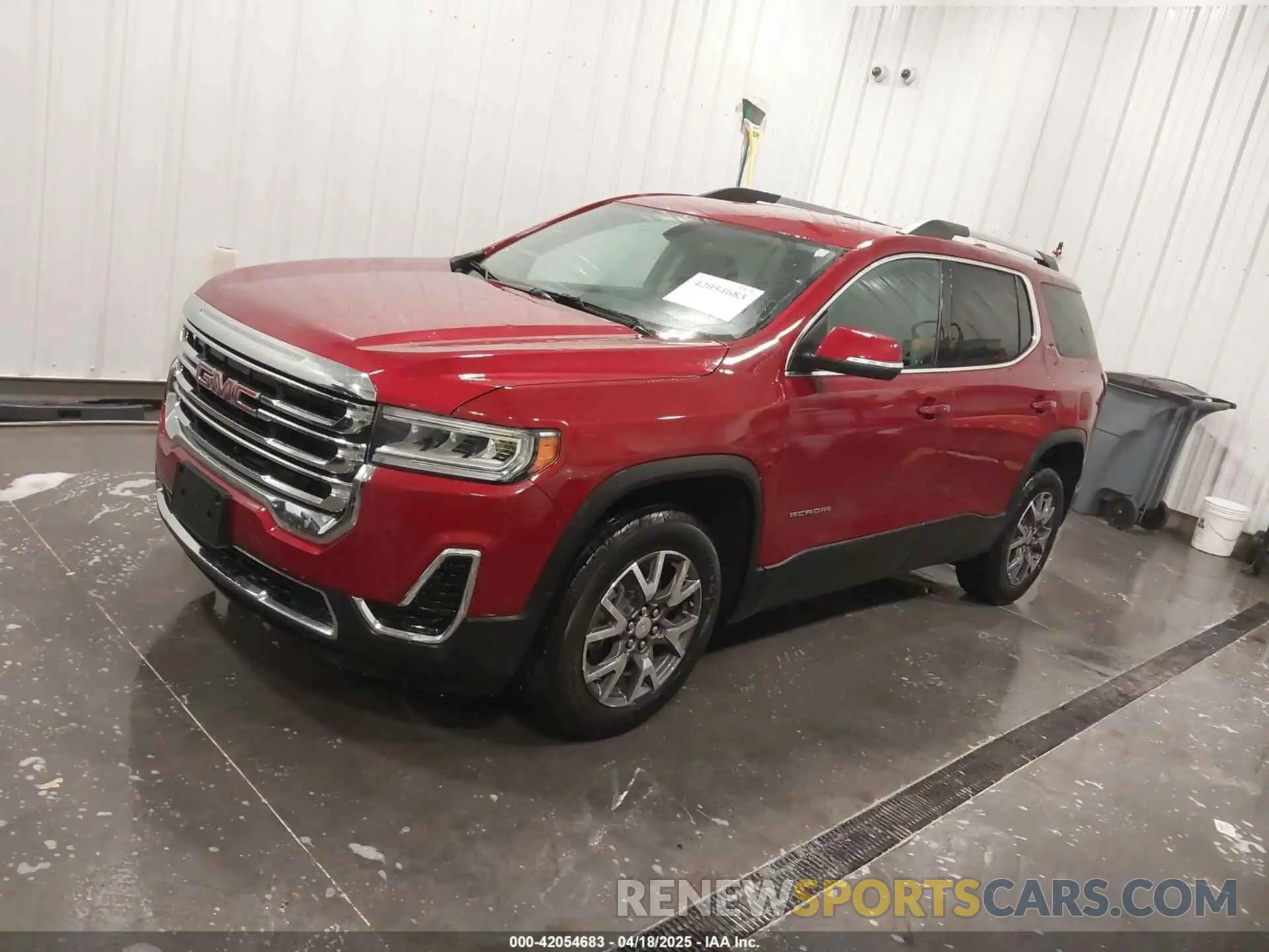 2 Photograph of a damaged car 1GKKNRL44LZ208206 GMC ACADIA 2020