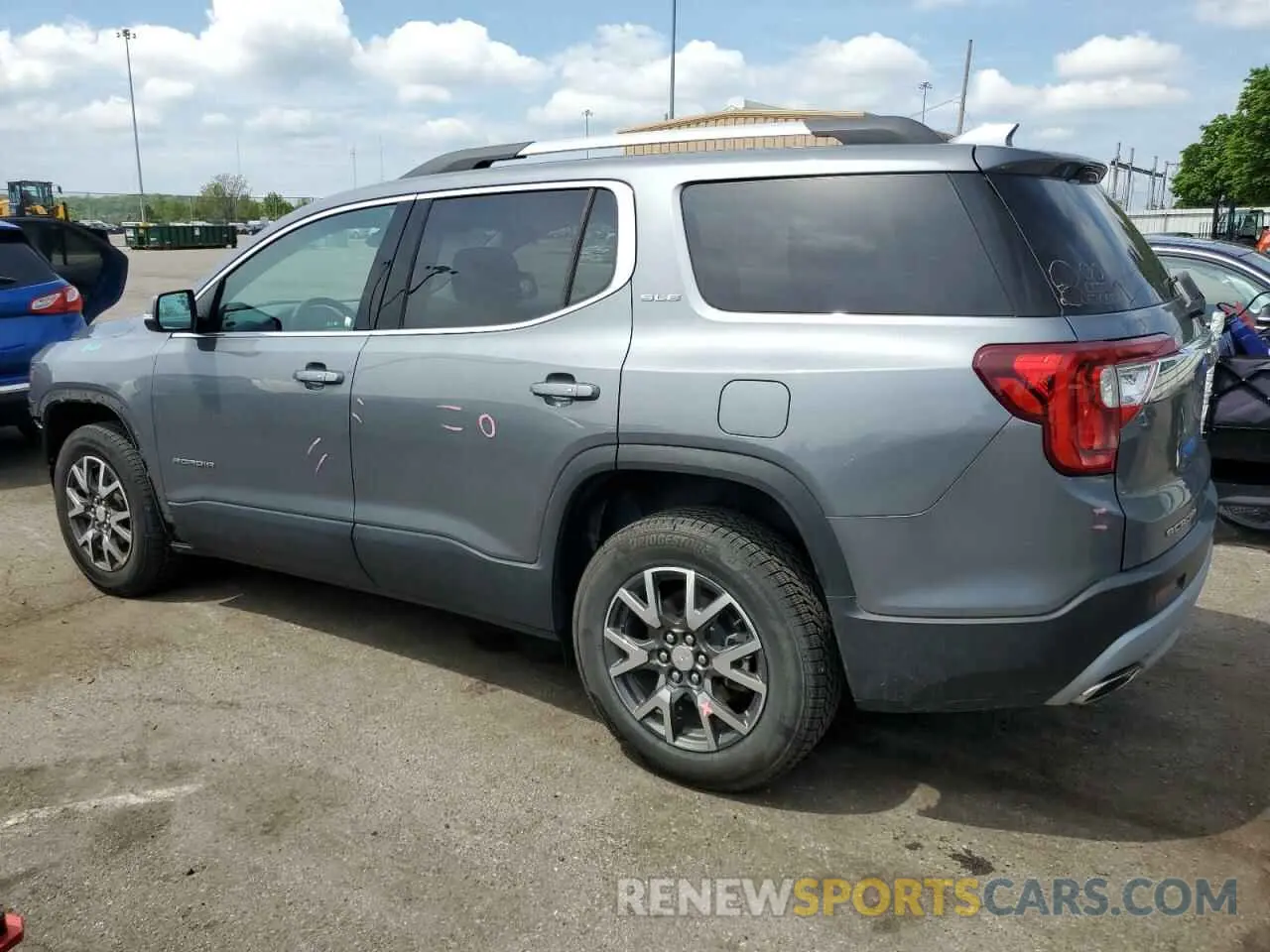 2 Photograph of a damaged car 1GKKNRLS0LZ165157 GMC ACADIA 2020