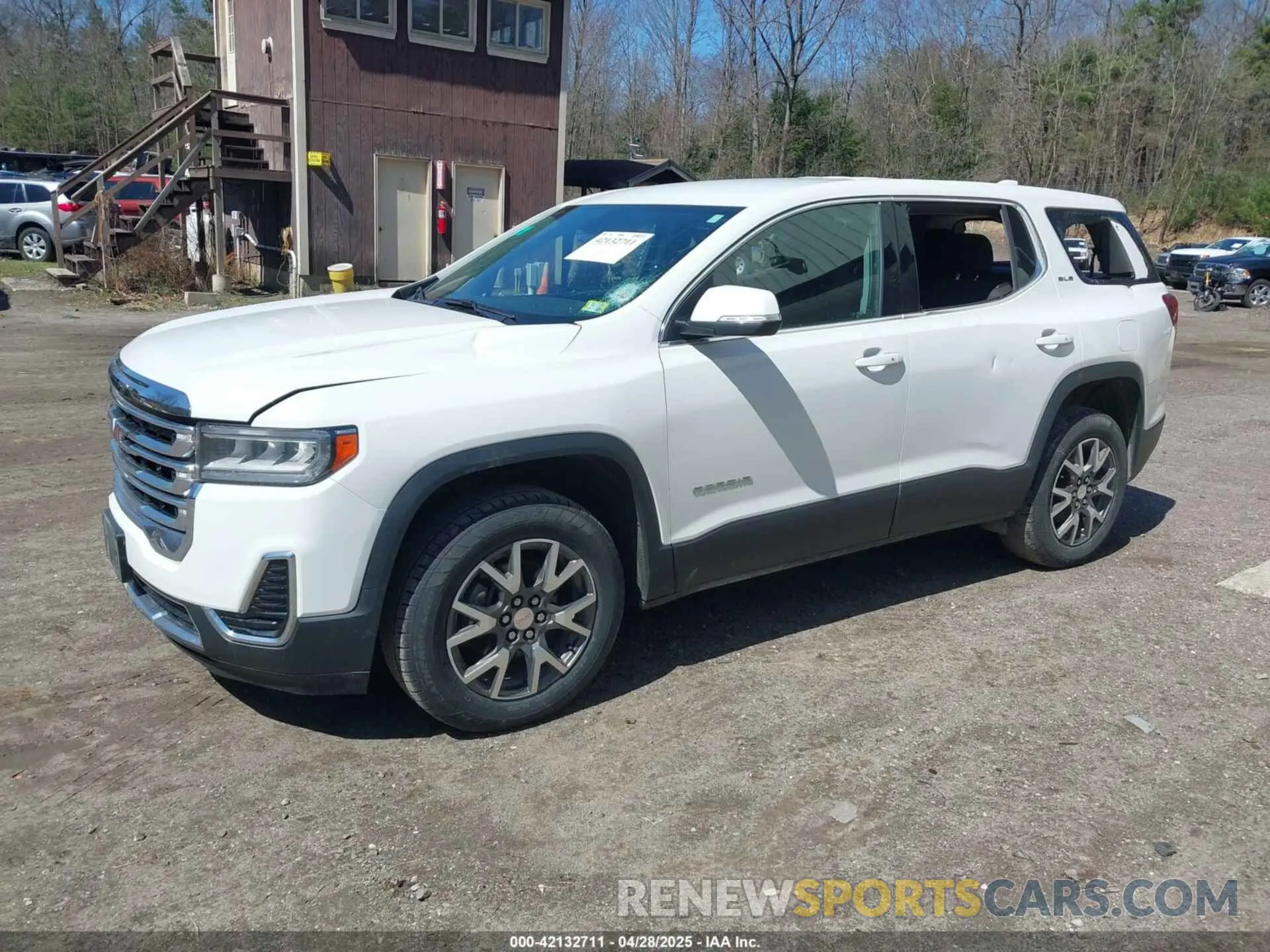 2 Photograph of a damaged car 1GKKNRLS4LZ171981 GMC ACADIA 2020
