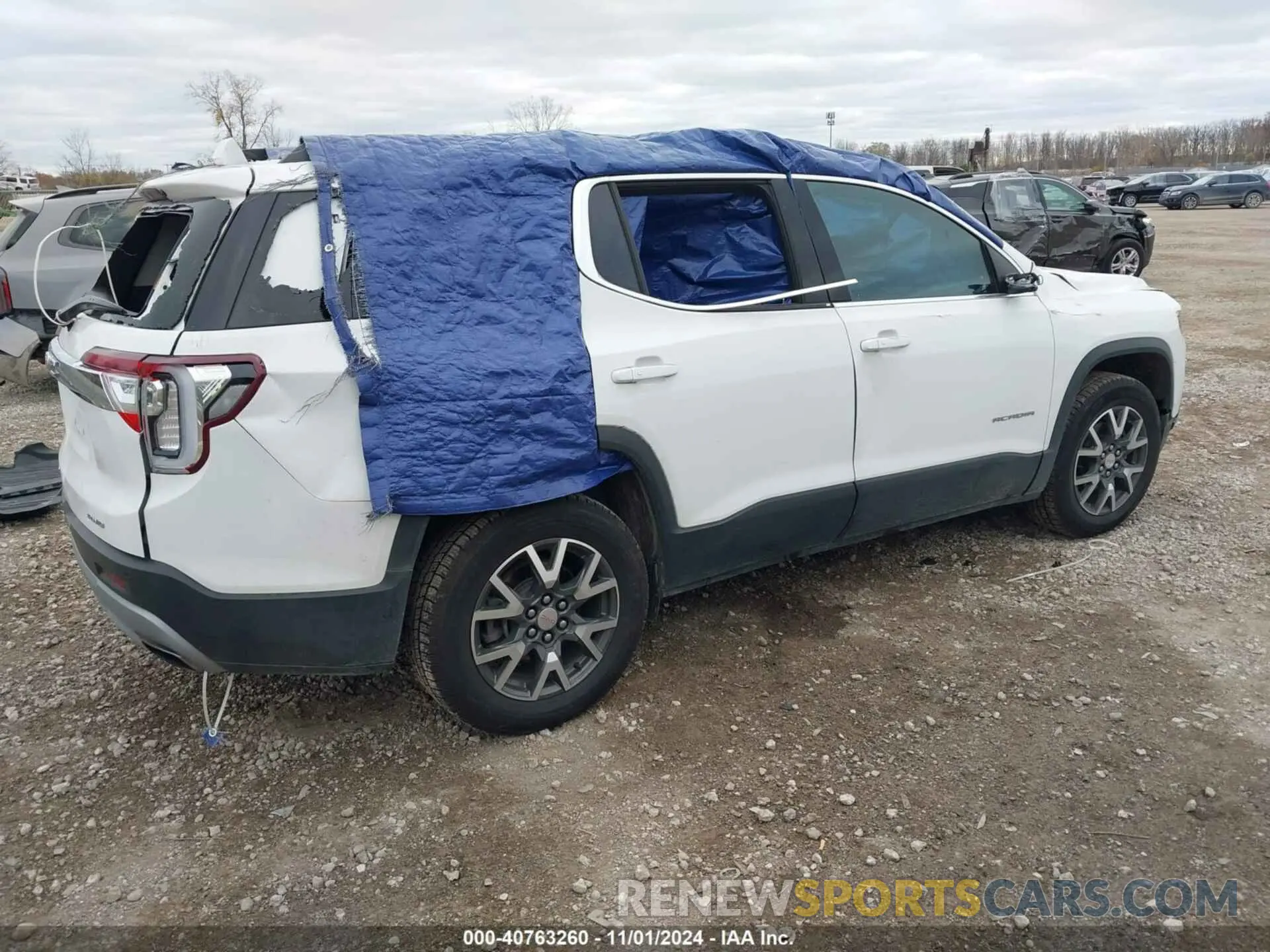 4 Photograph of a damaged car 1GKKNRLSXLZ234243 GMC ACADIA 2020