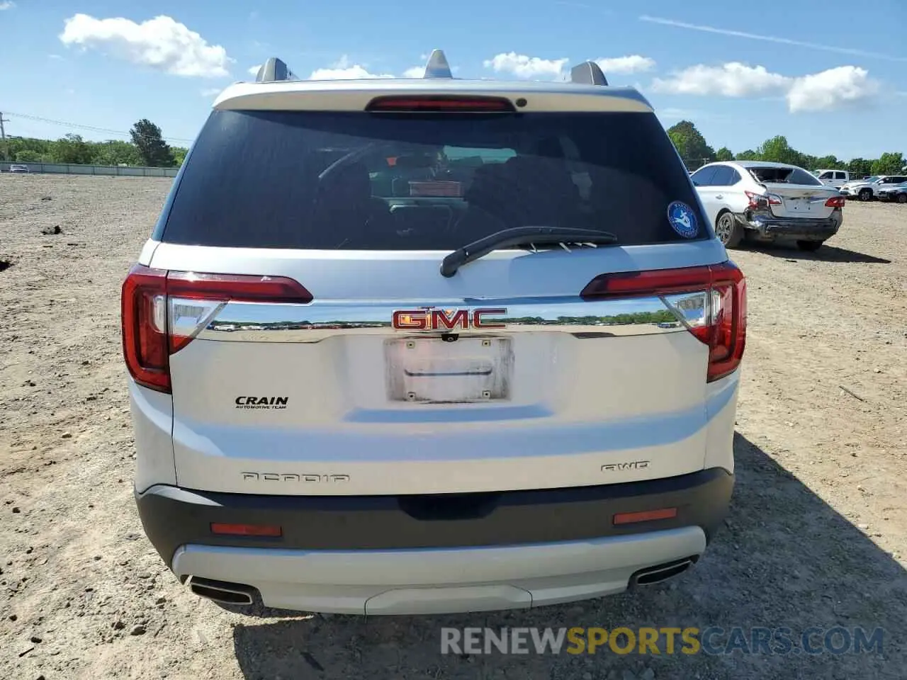 6 Photograph of a damaged car 1GKKNULS0LZ111215 GMC ACADIA 2020