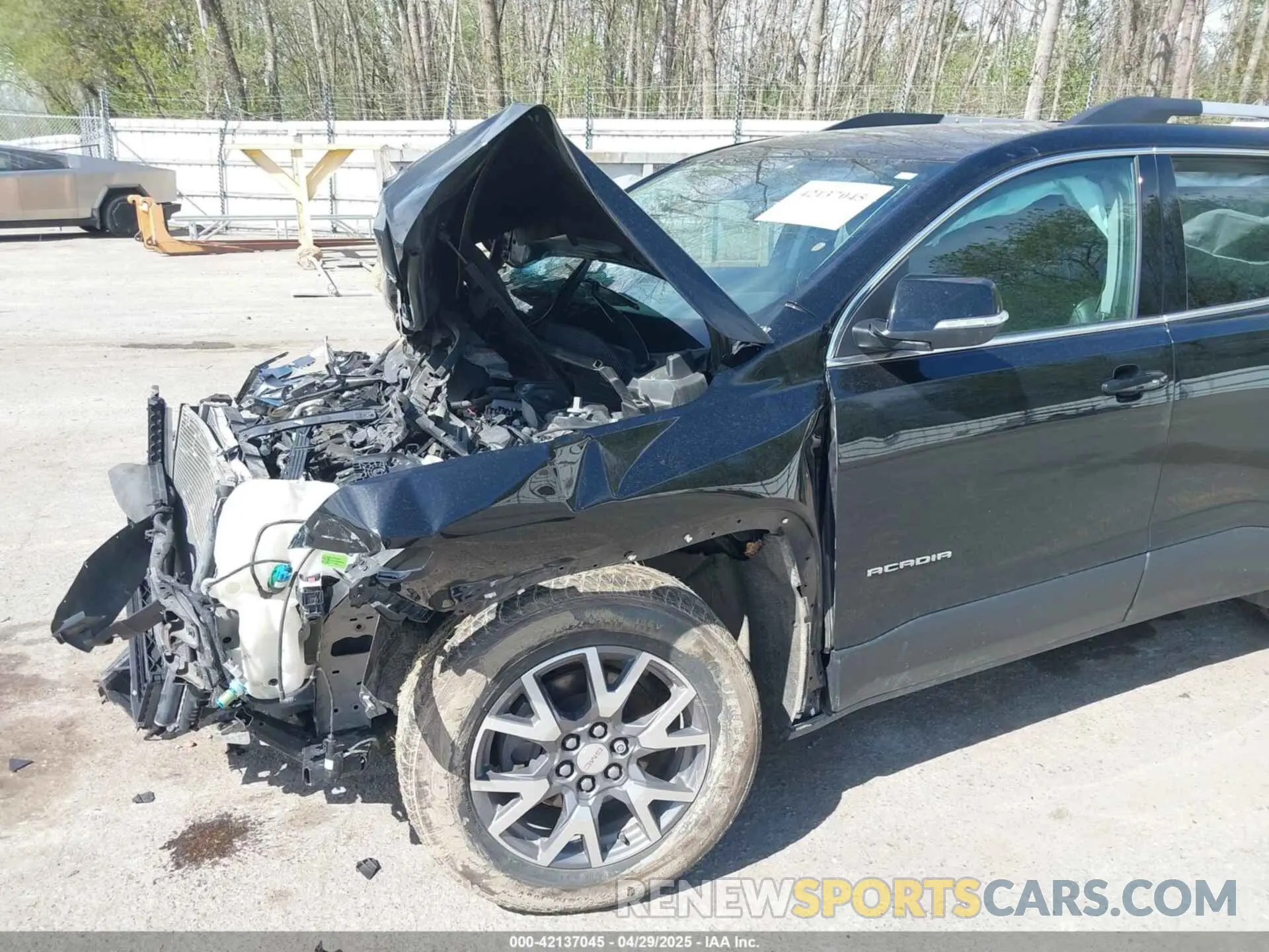 6 Photograph of a damaged car 1GKKNULS4LZ228764 GMC ACADIA 2020