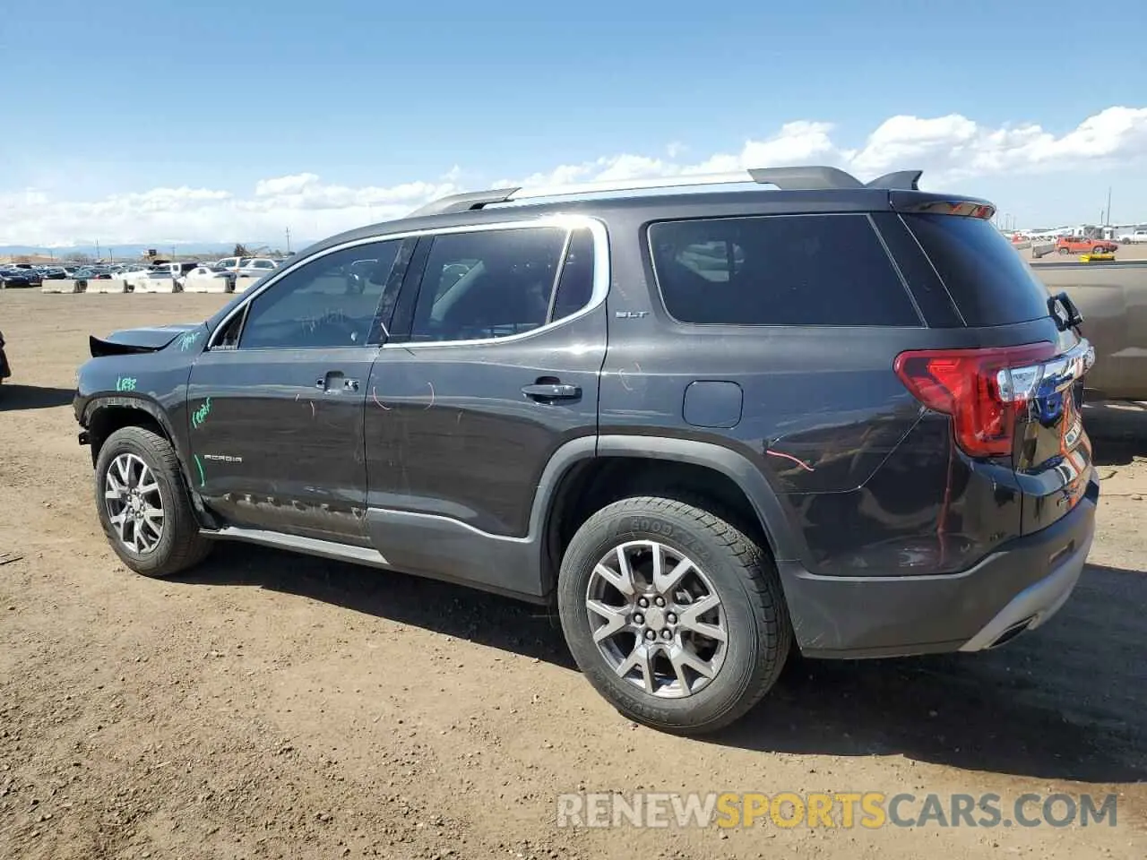 2 Photograph of a damaged car 1GKKNULS7LZ145667 GMC ACADIA 2020