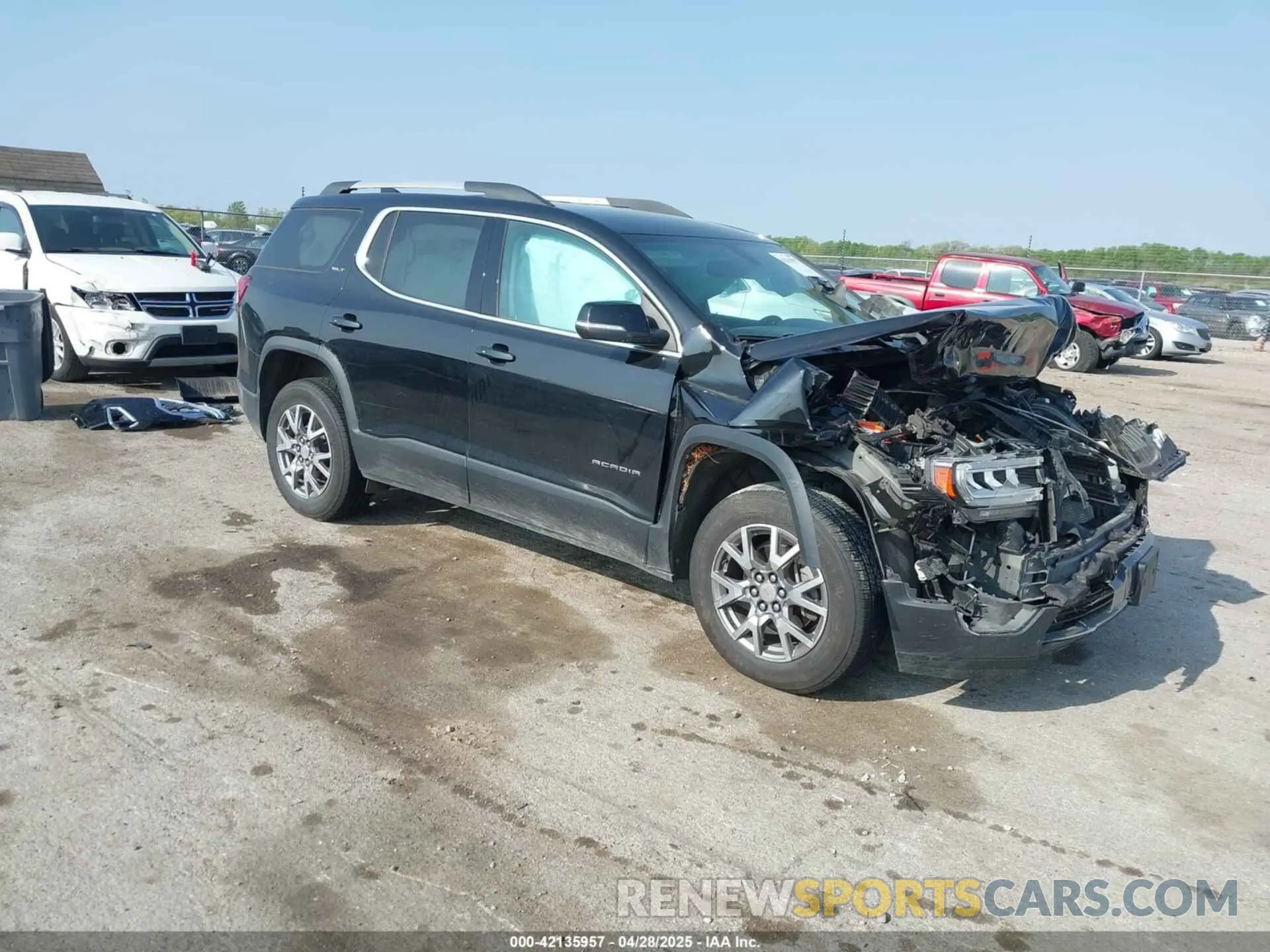 1 Фотография поврежденного автомобиля 1GKKNULS8LZ154507 GMC ACADIA 2020