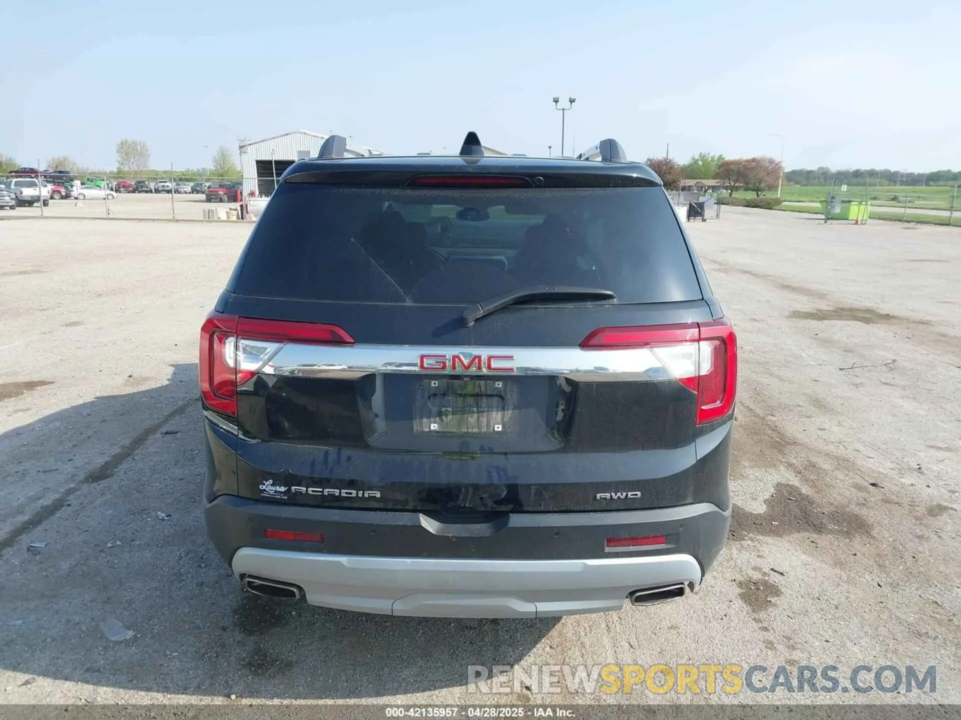 17 Фотография поврежденного автомобиля 1GKKNULS8LZ154507 GMC ACADIA 2020