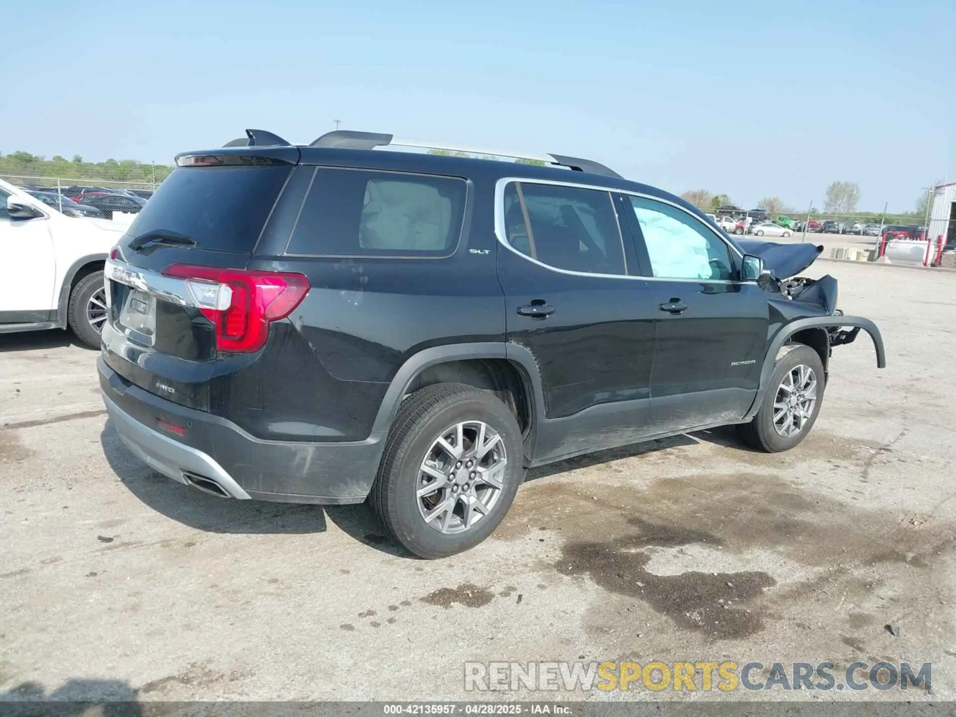 4 Фотография поврежденного автомобиля 1GKKNULS8LZ154507 GMC ACADIA 2020