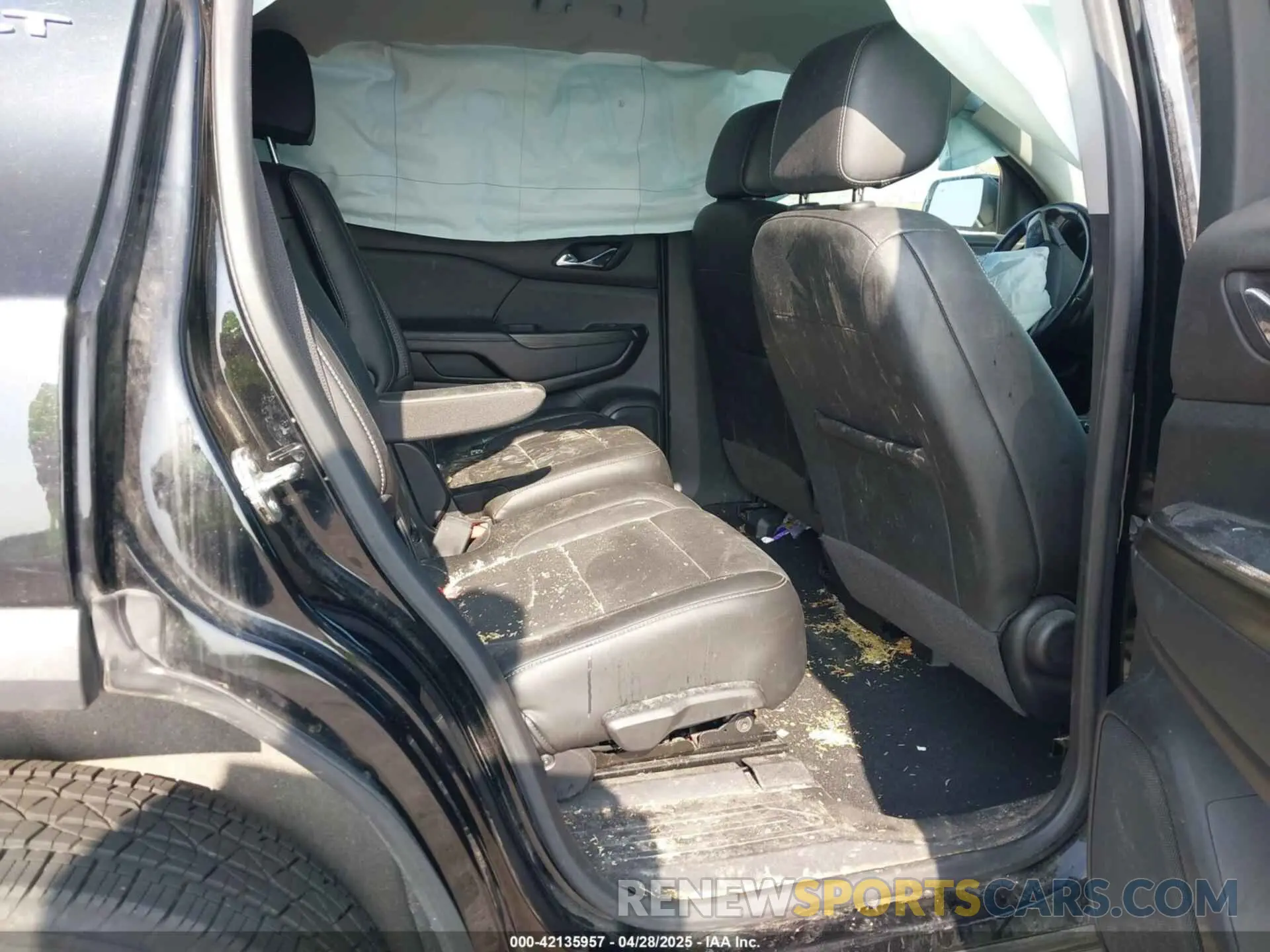 8 Фотография поврежденного автомобиля 1GKKNULS8LZ154507 GMC ACADIA 2020