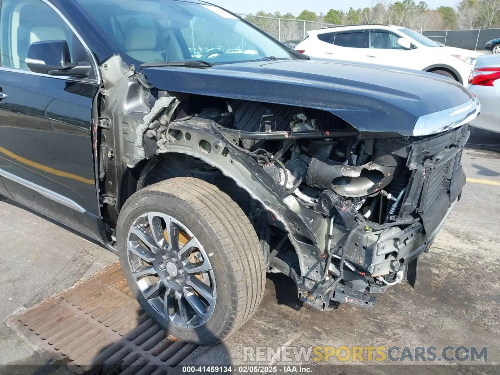 17 Фотография поврежденного автомобиля 1GKKNXLS1LZ115016 GMC ACADIA 2020