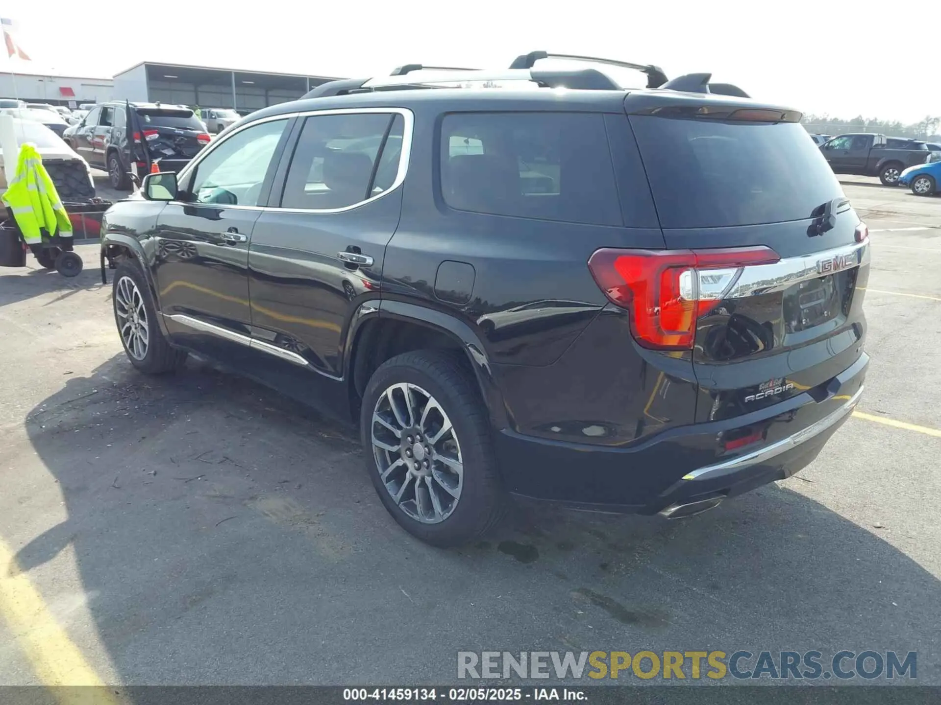3 Фотография поврежденного автомобиля 1GKKNXLS1LZ115016 GMC ACADIA 2020