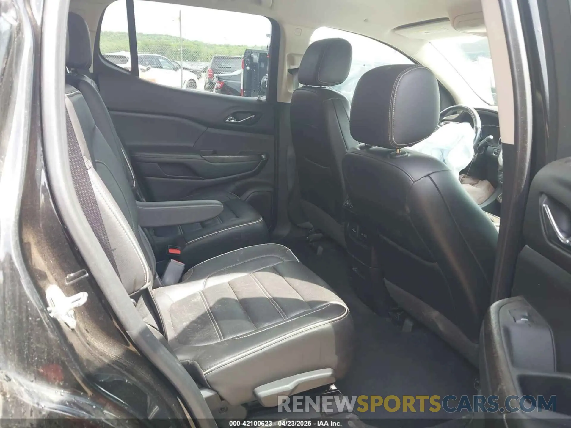 8 Фотография поврежденного автомобиля 1GKKNXLS4LZ113406 GMC ACADIA 2020