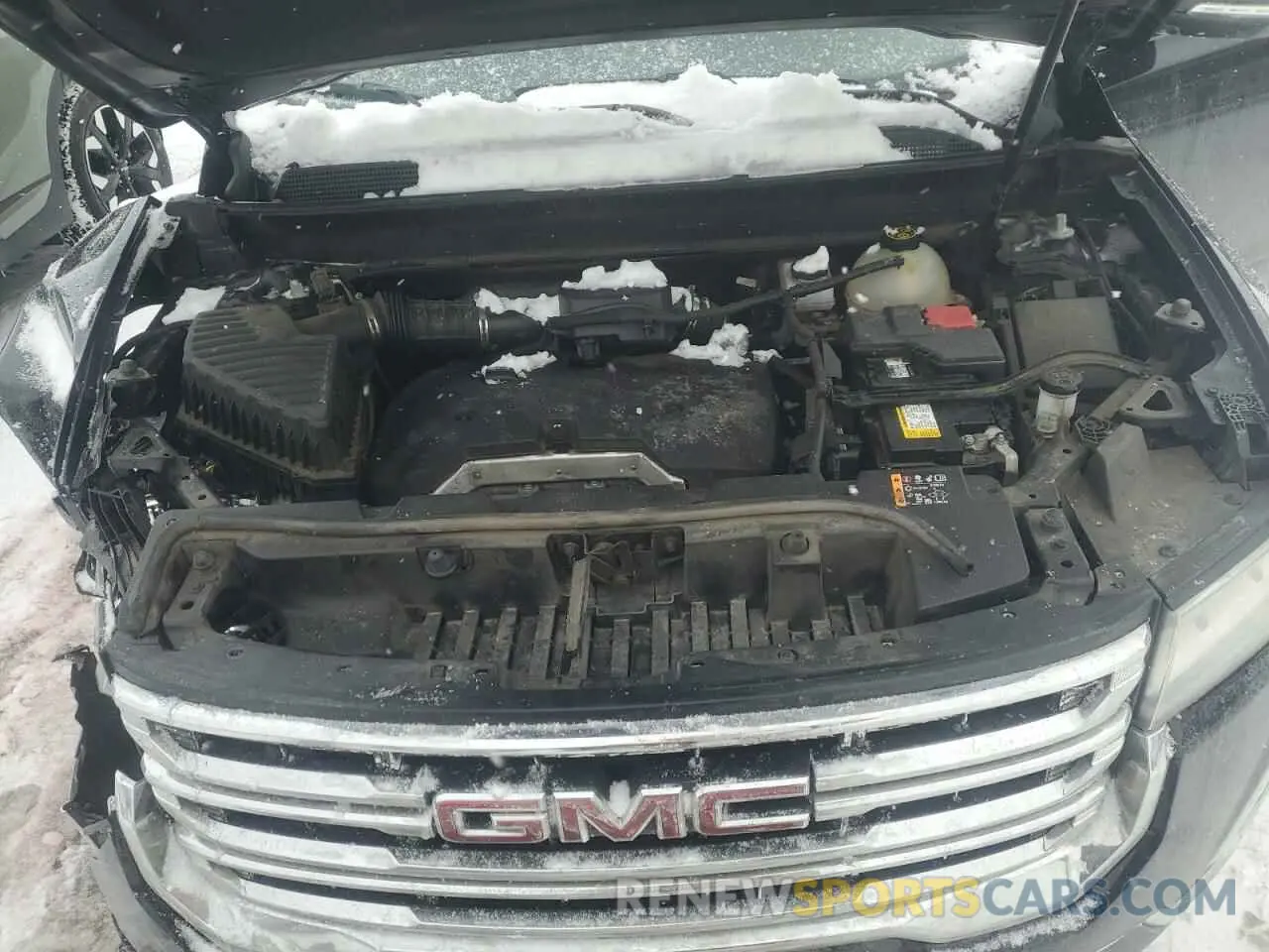 12 Photograph of a damaged car 1GKKNKLA0MZ156426 GMC ACADIA 2021