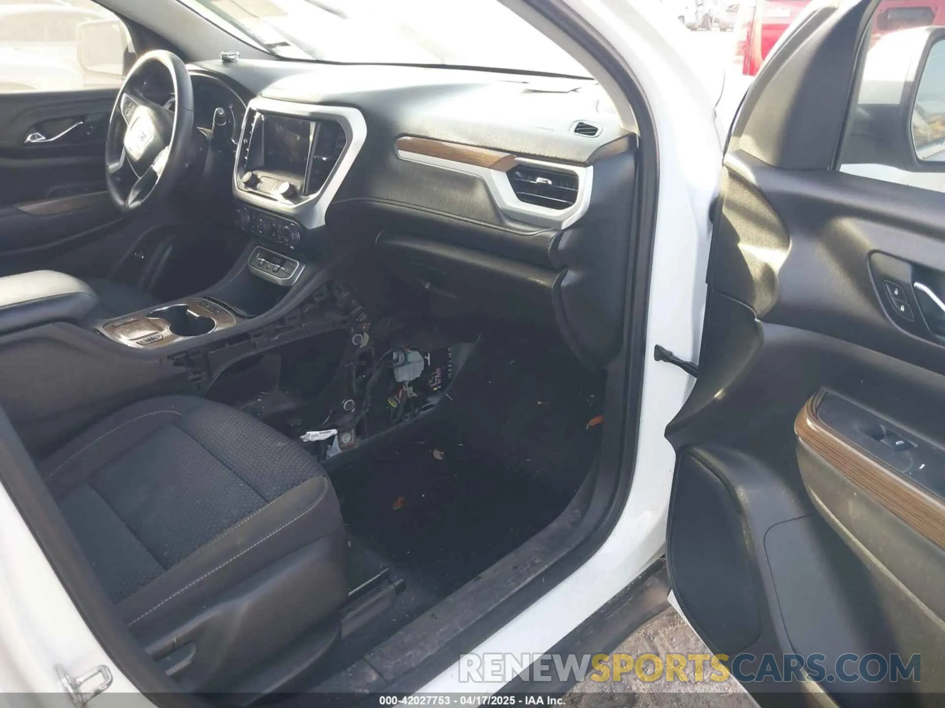 5 Фотография поврежденного автомобиля 1GKKNKLA2MZ229926 GMC ACADIA 2021