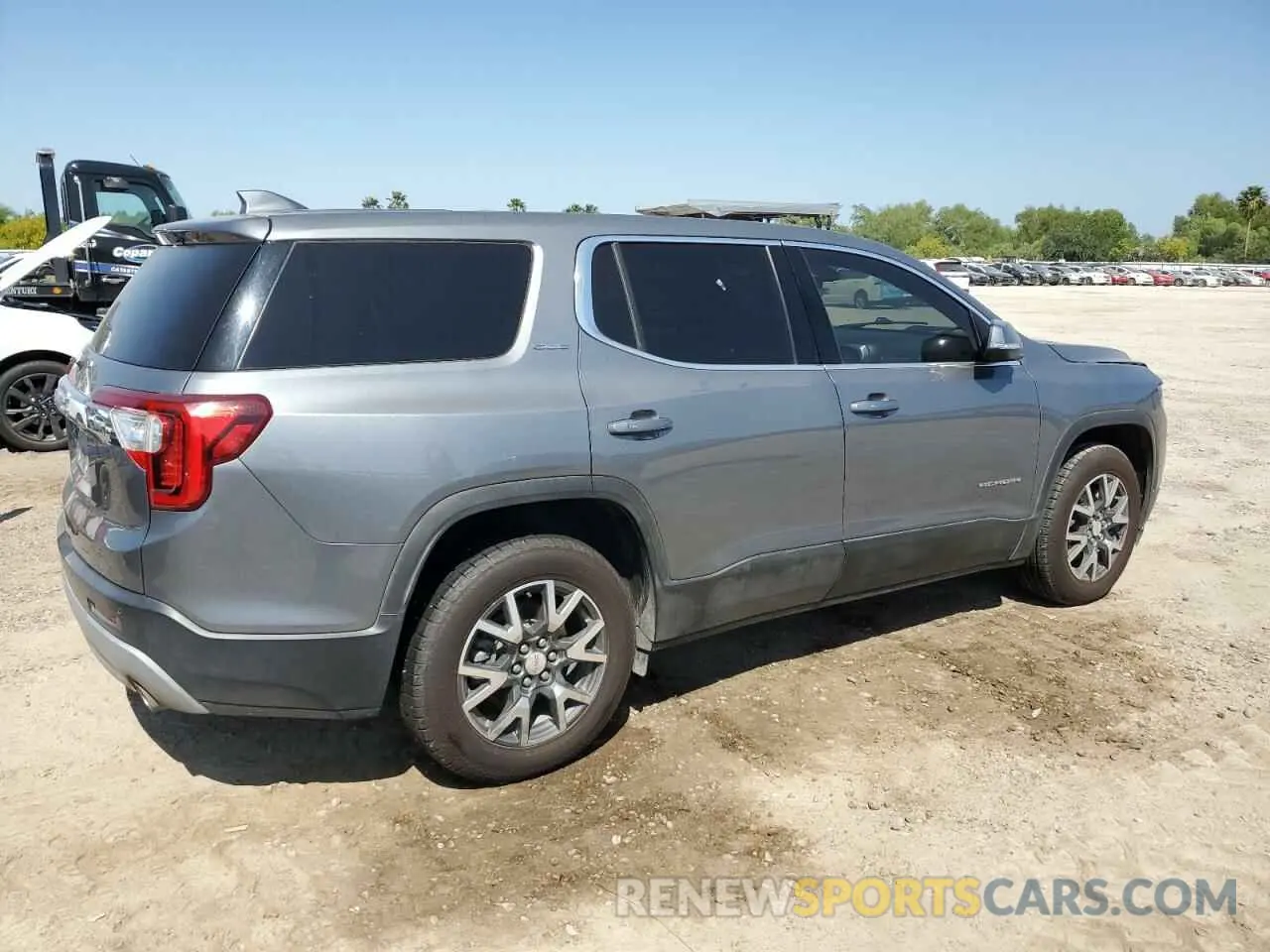 3 Photograph of a damaged car 1GKKNKLA6MZ176857 GMC ACADIA 2021
