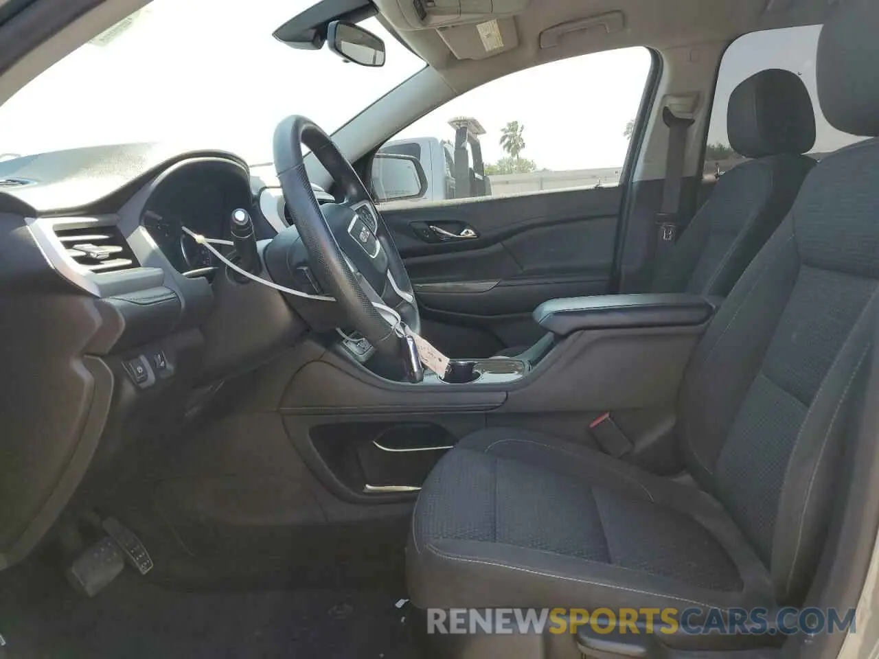 7 Photograph of a damaged car 1GKKNKLA6MZ176857 GMC ACADIA 2021