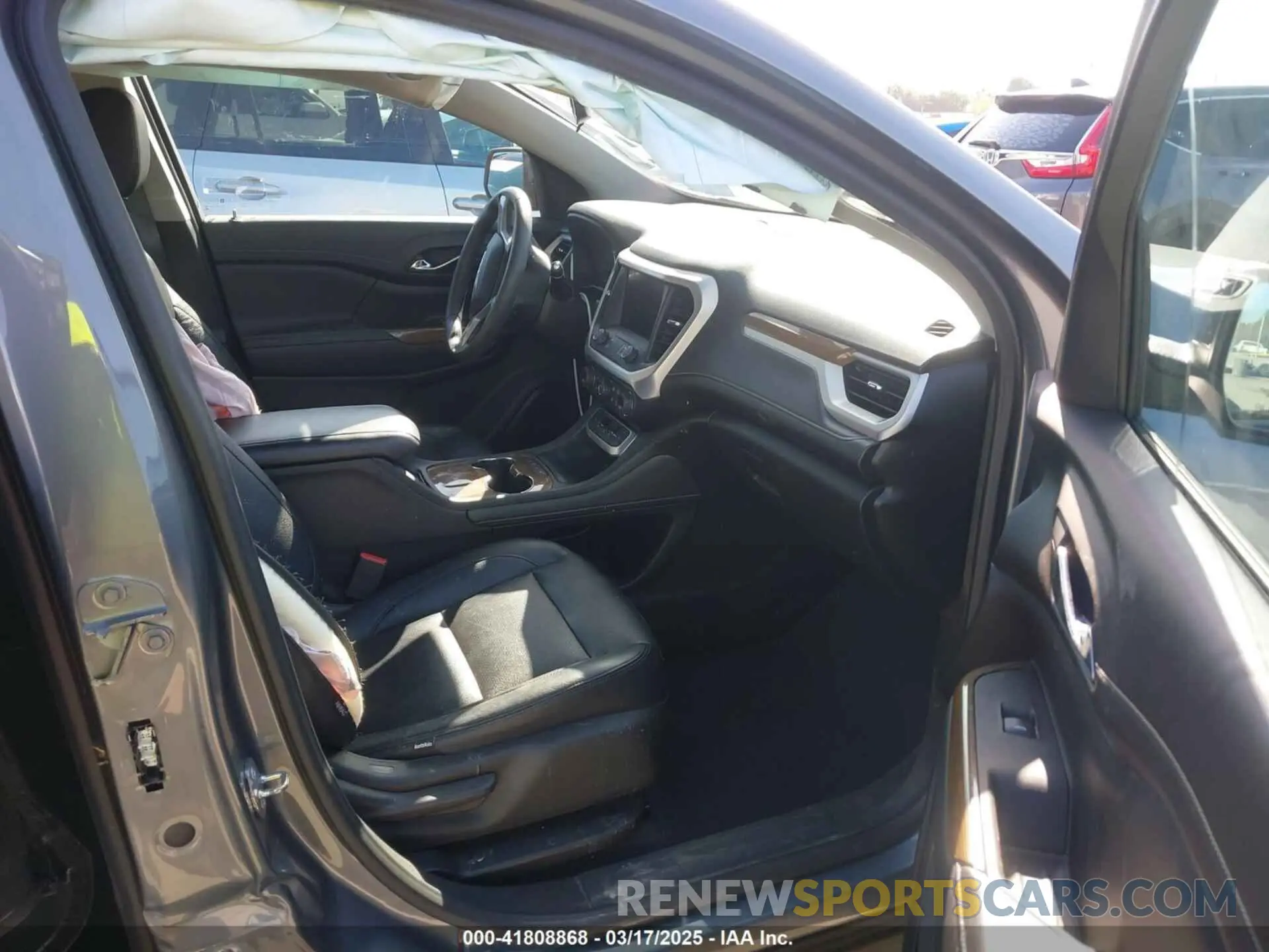 5 Фотография поврежденного автомобиля 1GKKNKLA6MZ212742 GMC ACADIA 2021