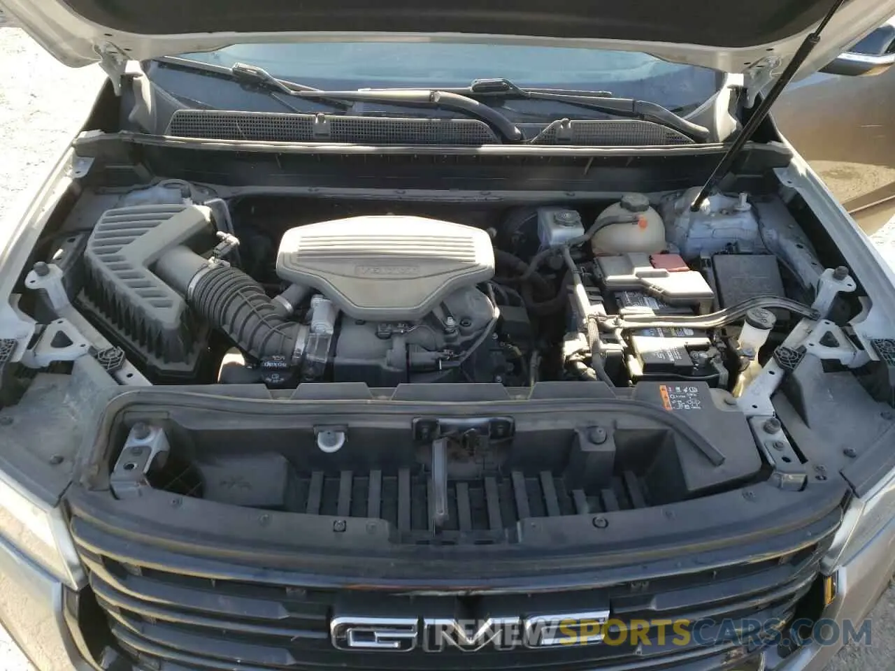 12 Photograph of a damaged car 1GKKNKLS5MZ165860 GMC ACADIA 2021