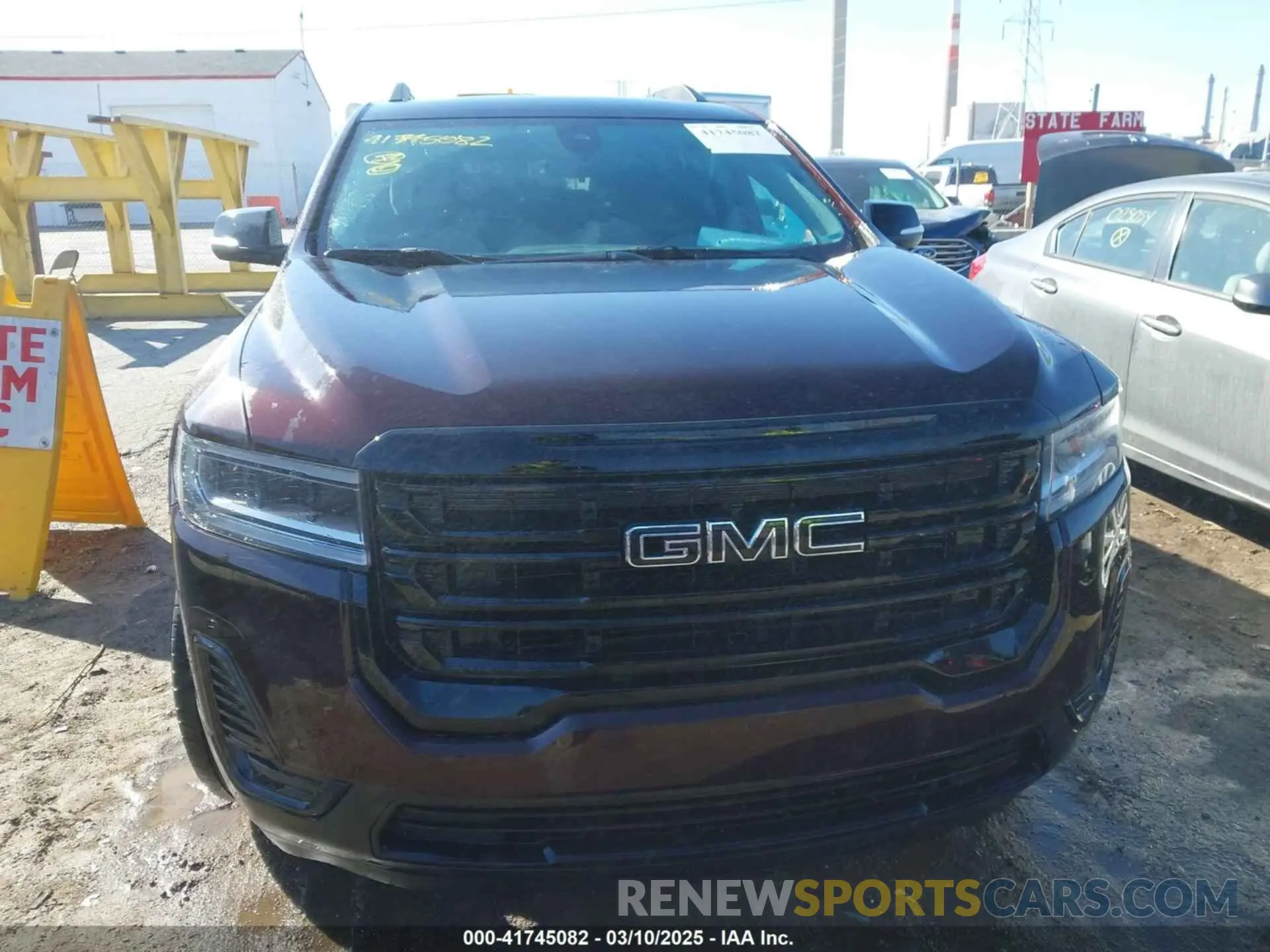 13 Photograph of a damaged car 1GKKNKLS8MZ174908 GMC ACADIA 2021