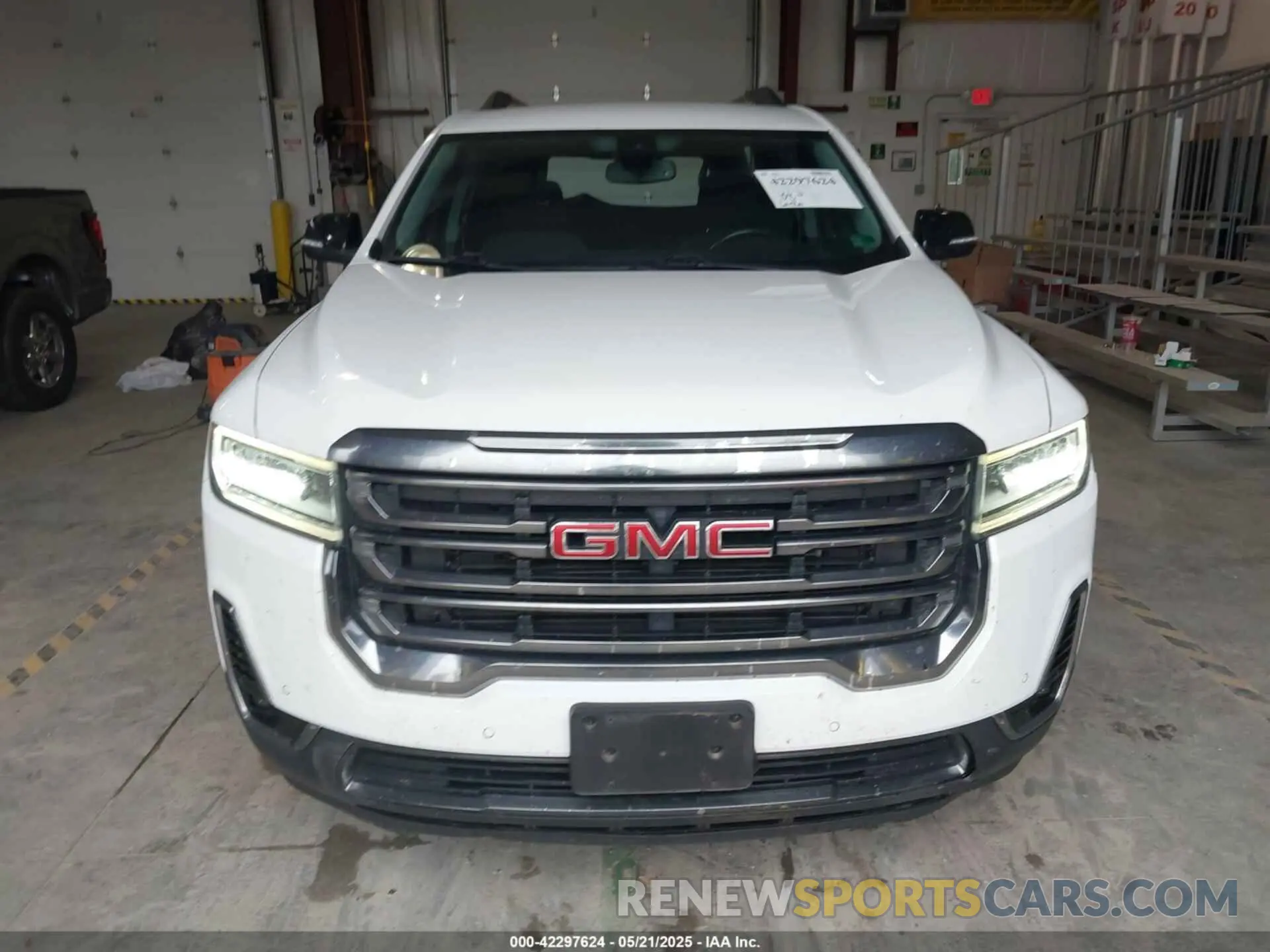 12 Photograph of a damaged car 1GKKNLLS0MZ183835 GMC ACADIA 2021