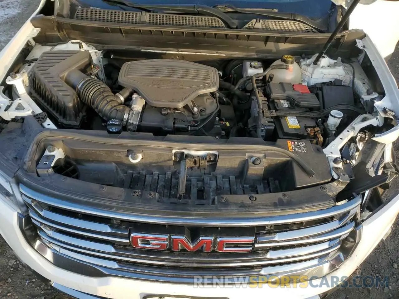12 Photograph of a damaged car 1GKKNLLS5MZ113473 GMC ACADIA 2021