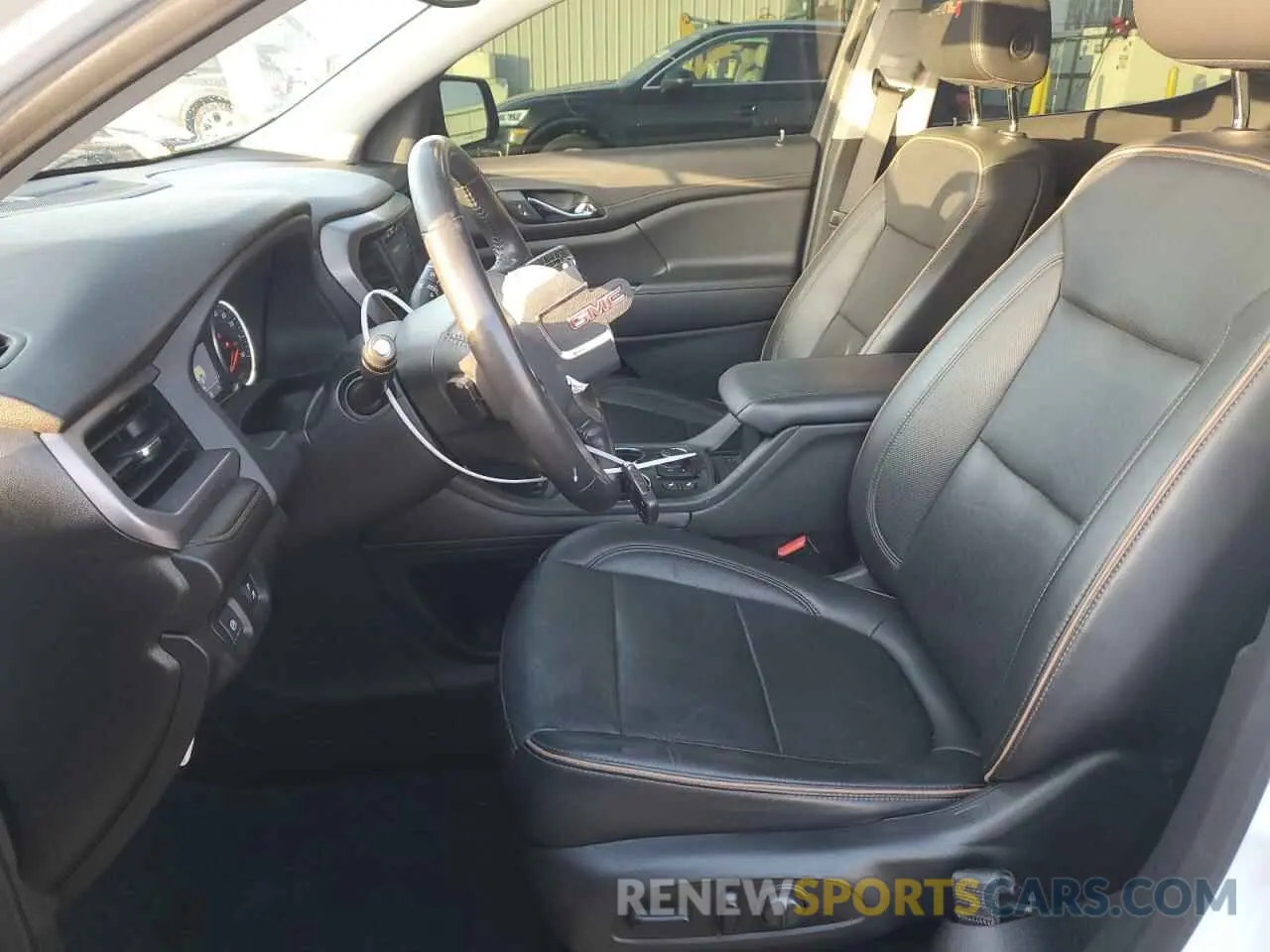 7 Photograph of a damaged car 1GKKNLLS5MZ113473 GMC ACADIA 2021