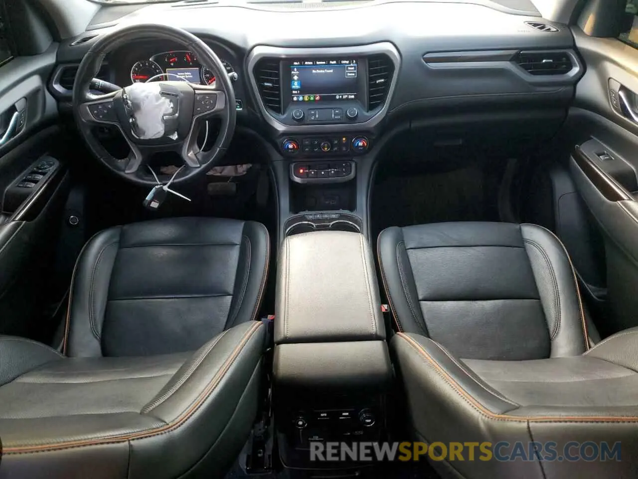 8 Photograph of a damaged car 1GKKNLLS5MZ113473 GMC ACADIA 2021