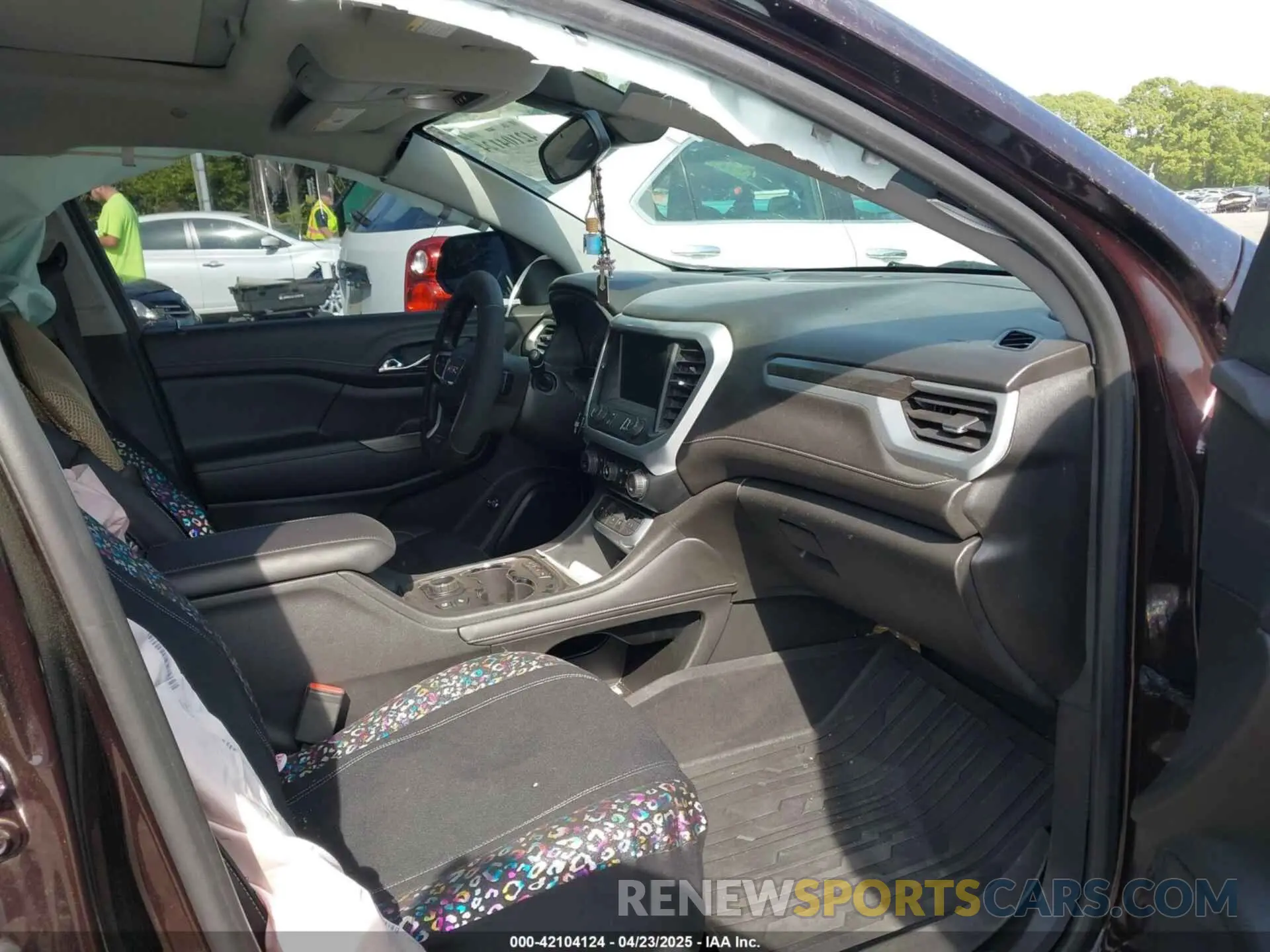 5 Фотография поврежденного автомобиля 1GKKNML4XMZ103626 GMC ACADIA 2021