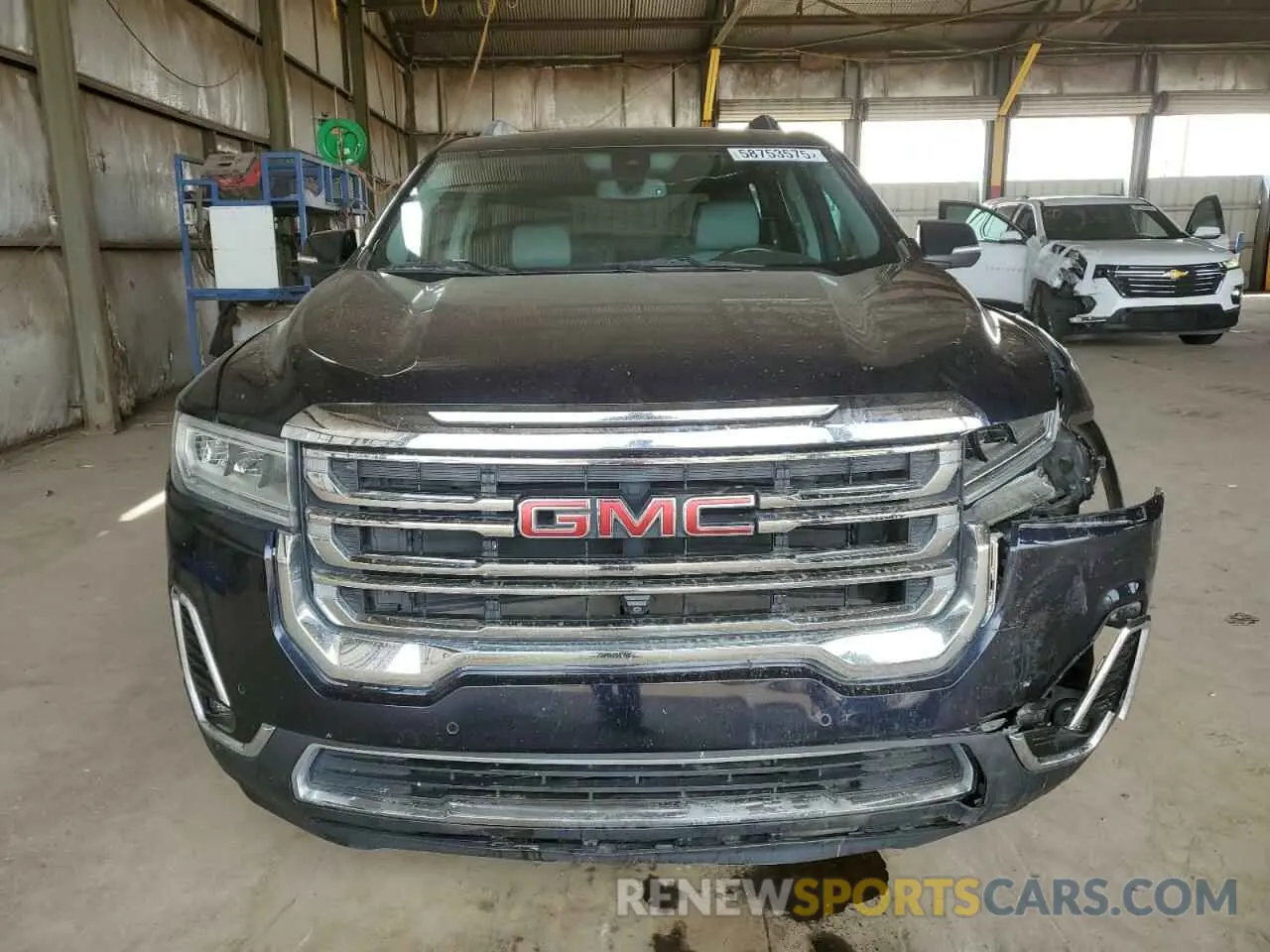 5 Photograph of a damaged car 1GKKNMLS0MZ134768 GMC ACADIA 2021