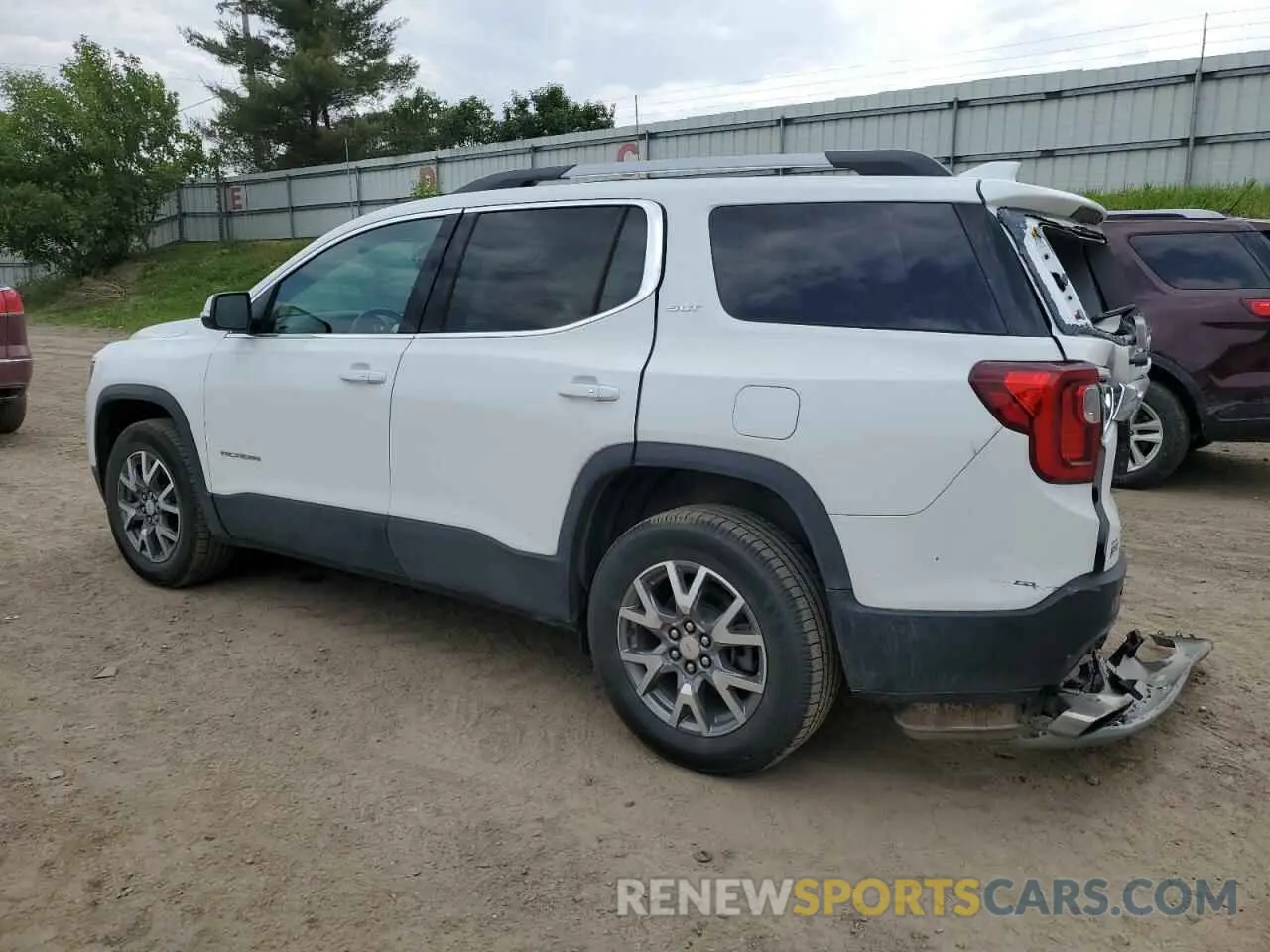 2 Photograph of a damaged car 1GKKNMLS0MZ176115 GMC ACADIA 2021