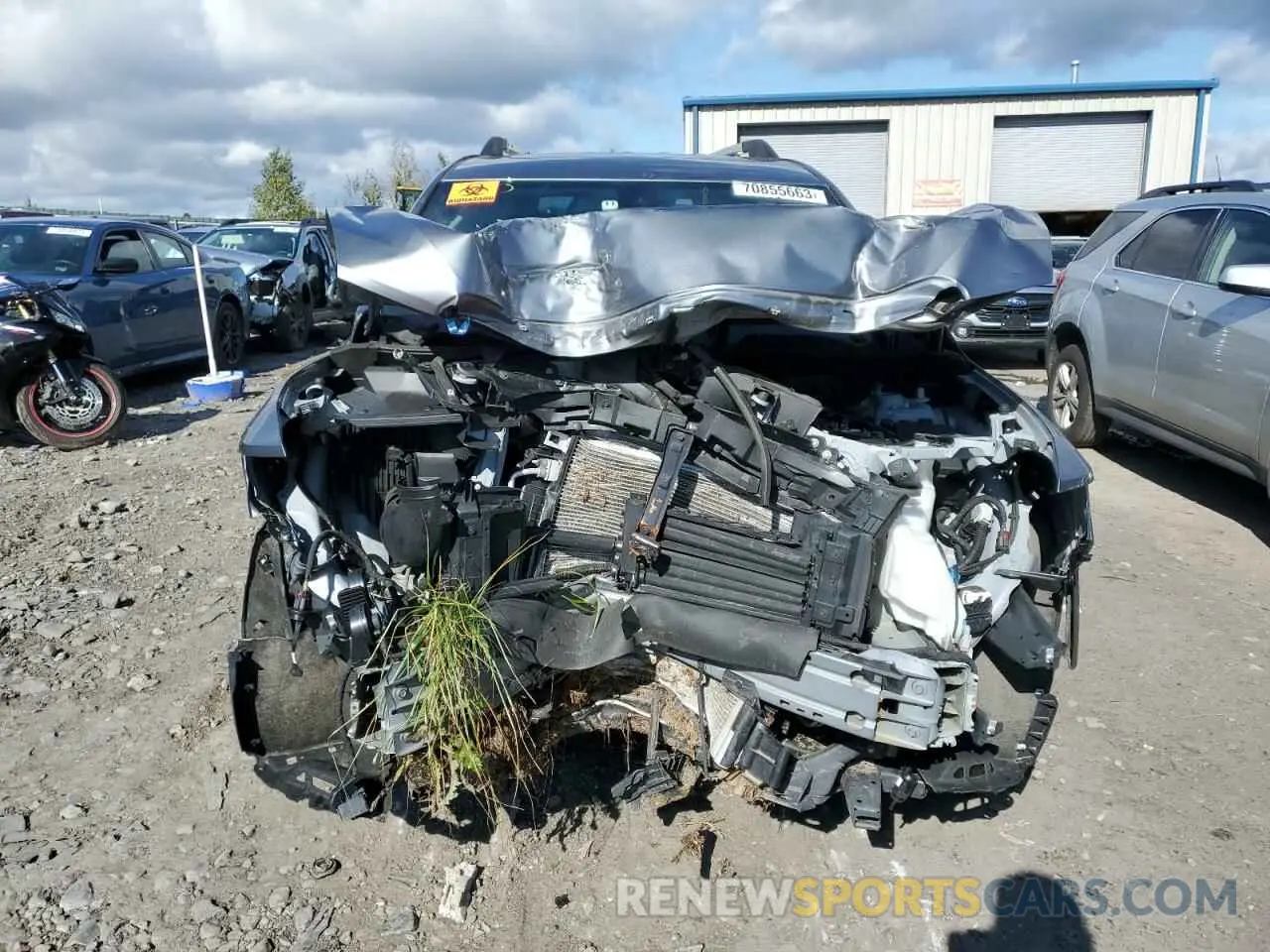 5 Photograph of a damaged car 1GKKNMLS1MZ159940 GMC ACADIA 2021