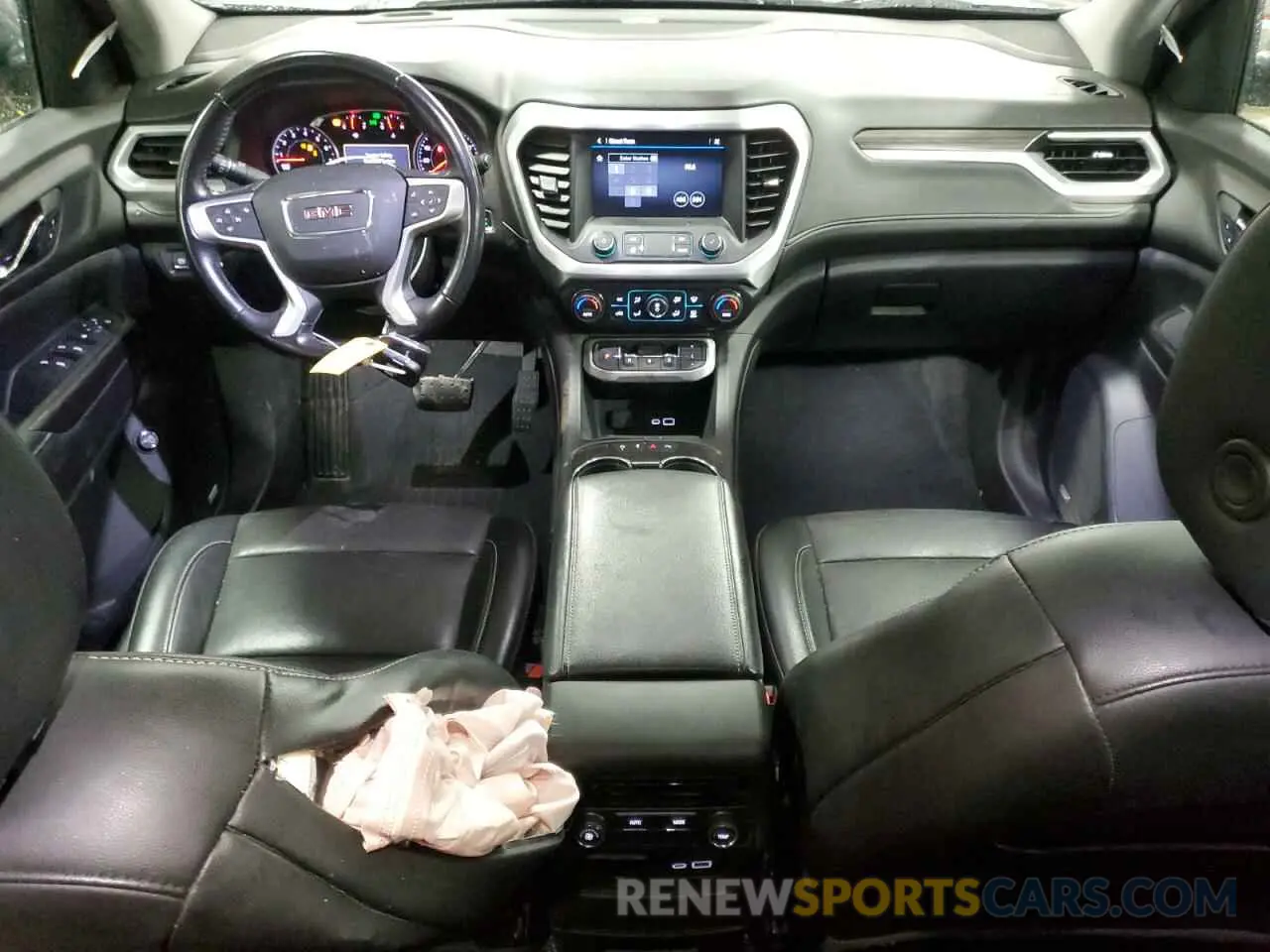 8 Photograph of a damaged car 1GKKNMLS4MZ147913 GMC ACADIA 2021