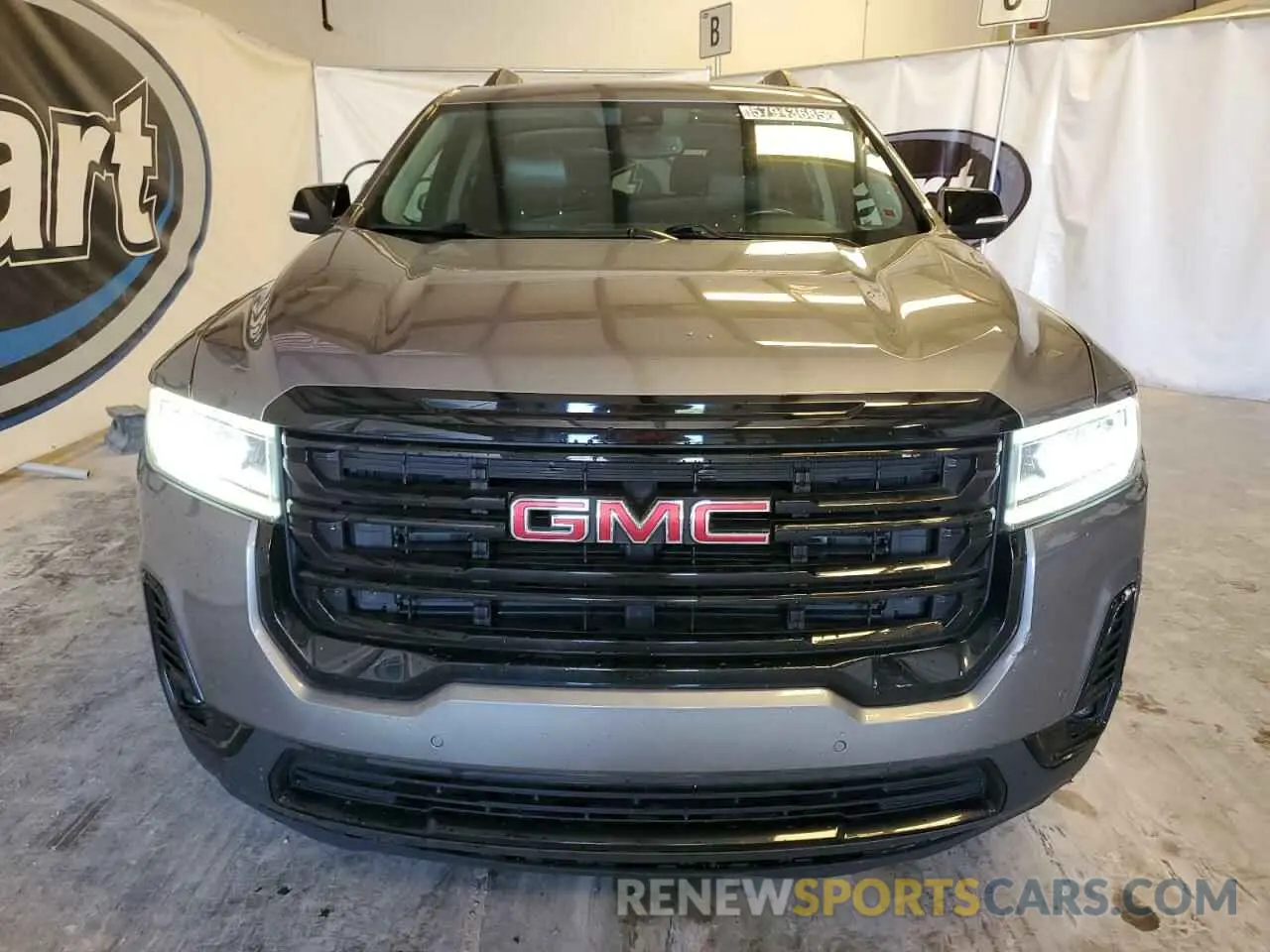 5 Photograph of a damaged car 1GKKNMLS4MZ161763 GMC ACADIA 2021