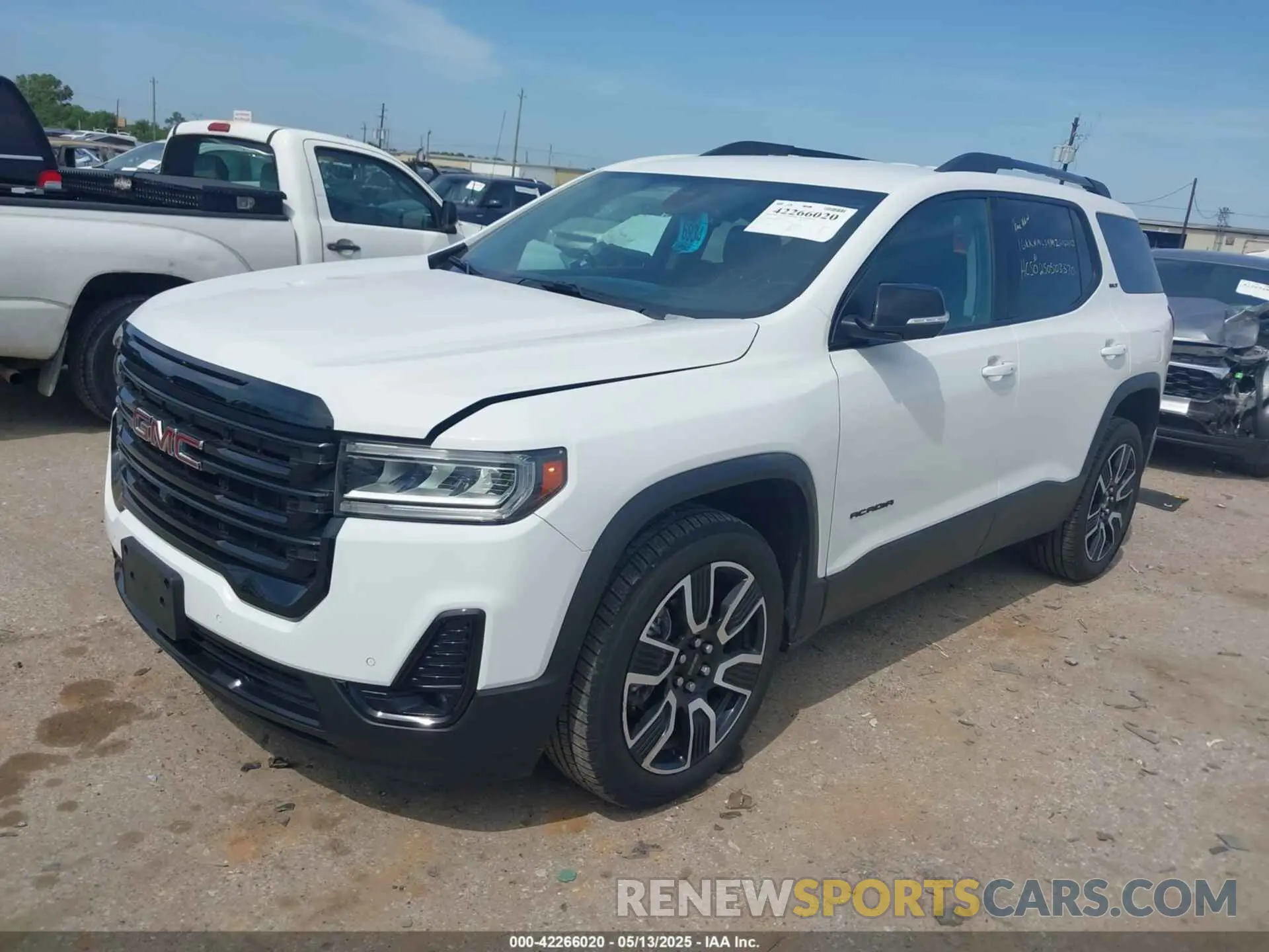 2 Фотография поврежденного автомобиля 1GKKNMLS4MZ211240 GMC ACADIA 2021