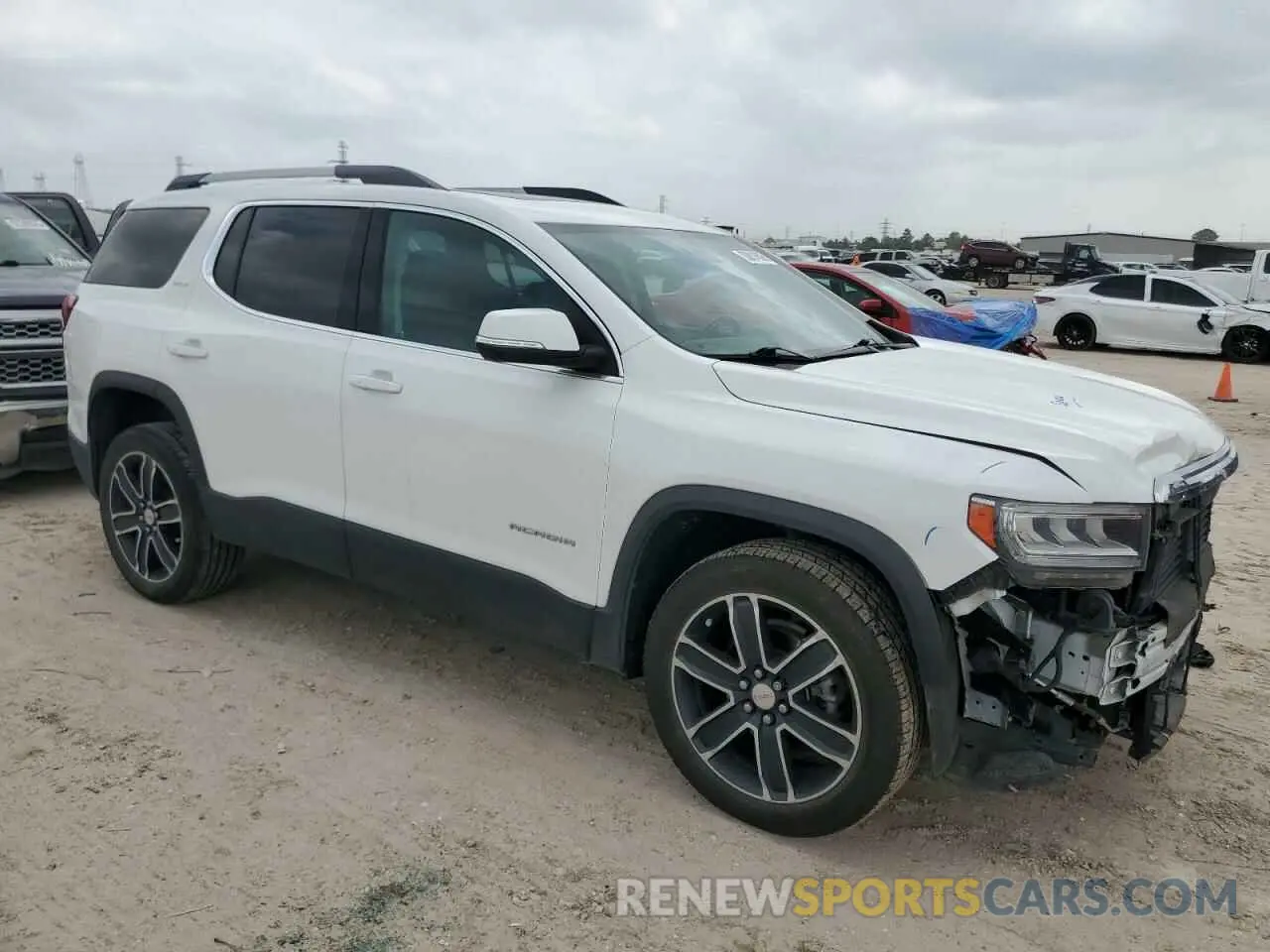 4 Фотография поврежденного автомобиля 1GKKNMLS8MZ196192 GMC ACADIA 2021
