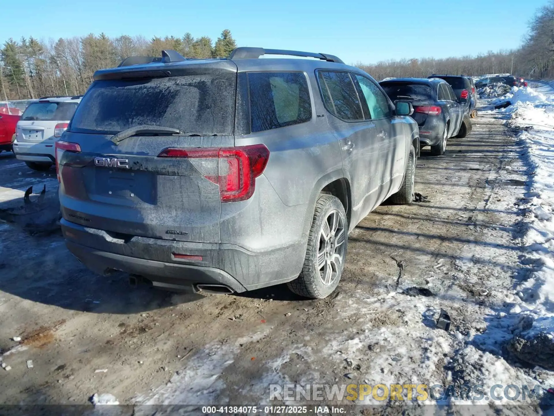 4 Photograph of a damaged car 1GKKNRLS9MZ100776 GMC ACADIA 2021