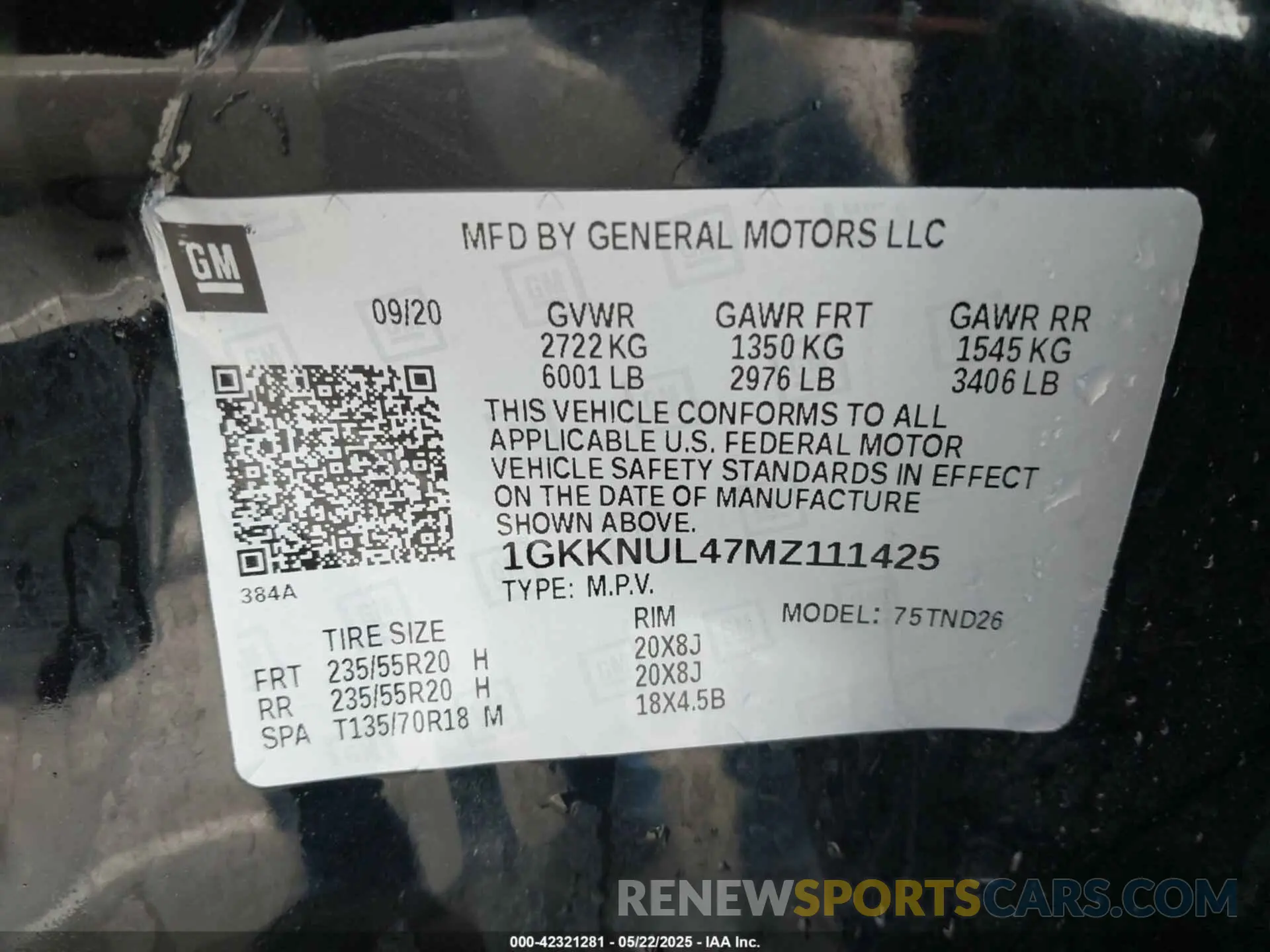 9 Photograph of a damaged car 1GKKNUL47MZ111425 GMC ACADIA 2021