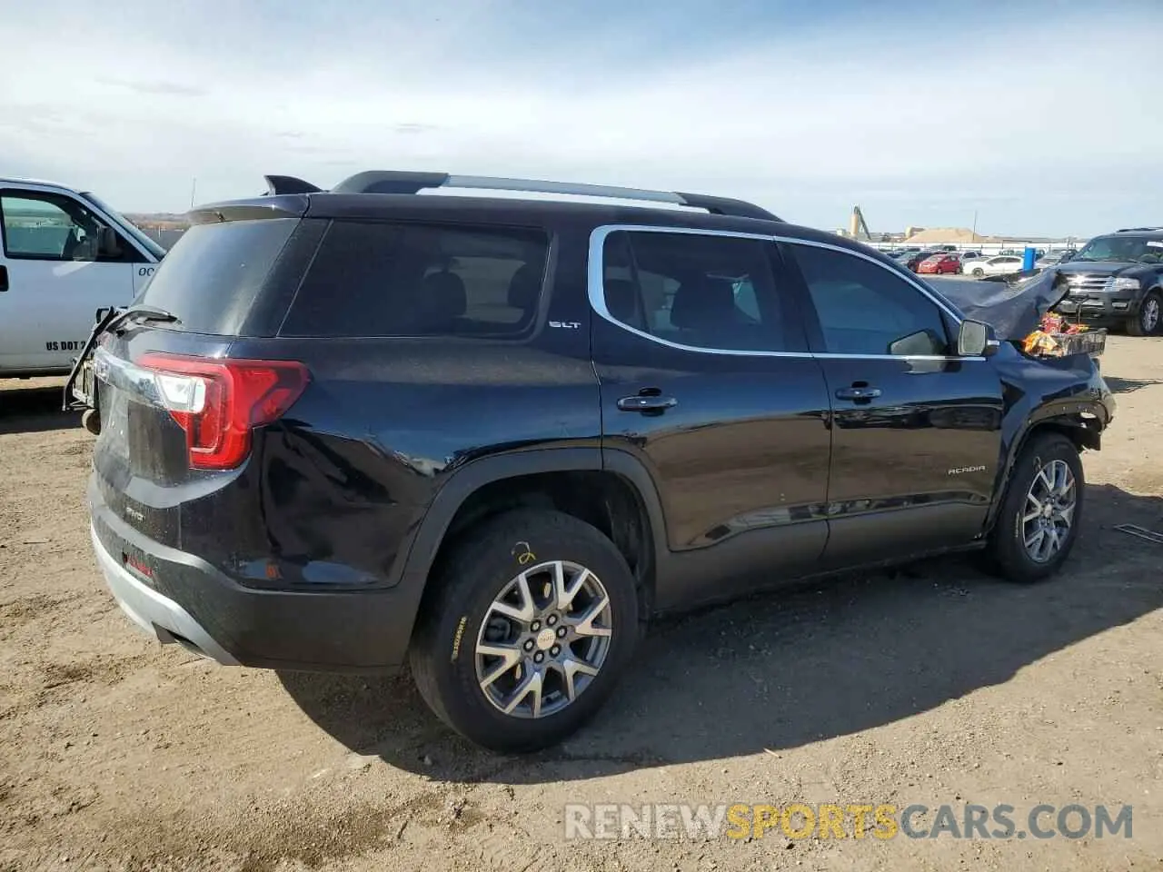 3 Photograph of a damaged car 1GKKNULS1MZ148114 GMC ACADIA 2021