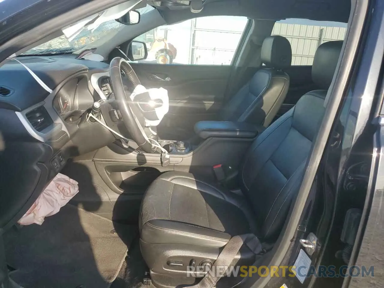 7 Photograph of a damaged car 1GKKNULS4MZ162878 GMC ACADIA 2021