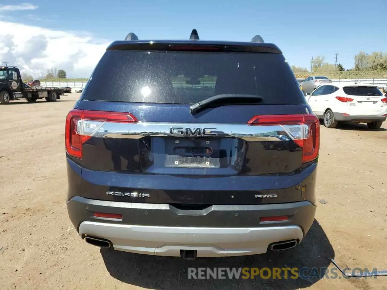 6 Photograph of a damaged car 1GKKNULS6MZ206847 GMC ACADIA 2021