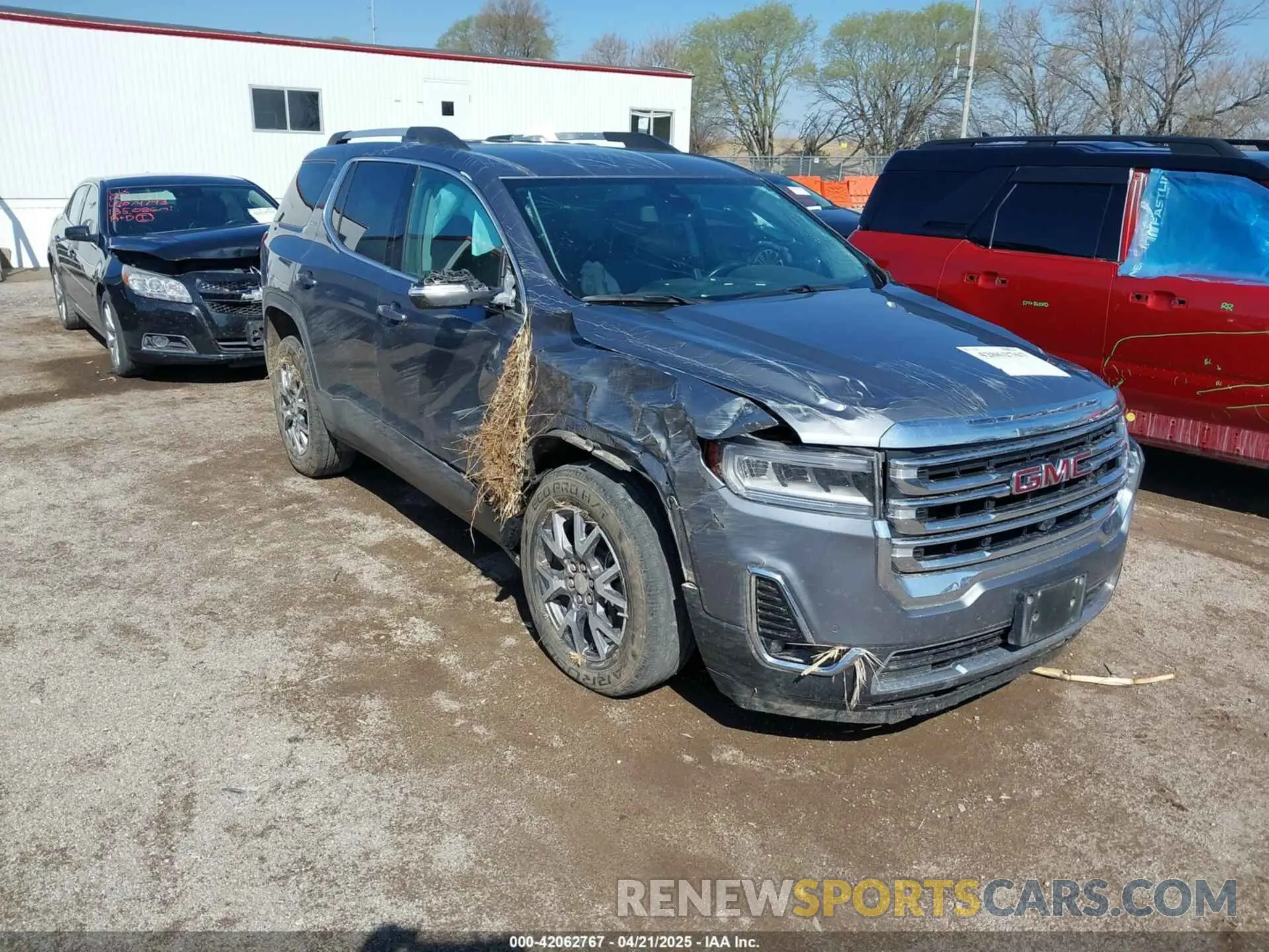 1 Фотография поврежденного автомобиля 1GKKNULSXMZ102801 GMC ACADIA 2021