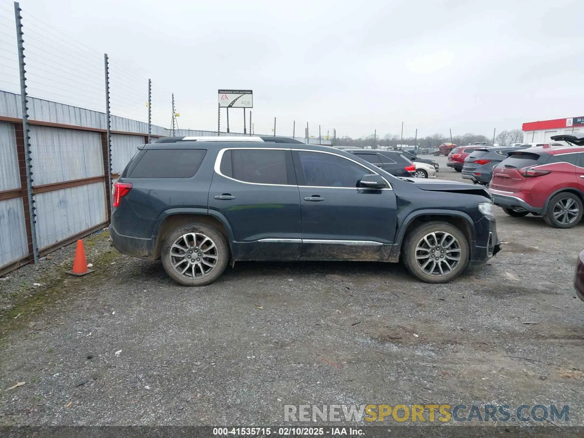 13 Photograph of a damaged car 1GKKNXLS1MZ130147 GMC ACADIA 2021