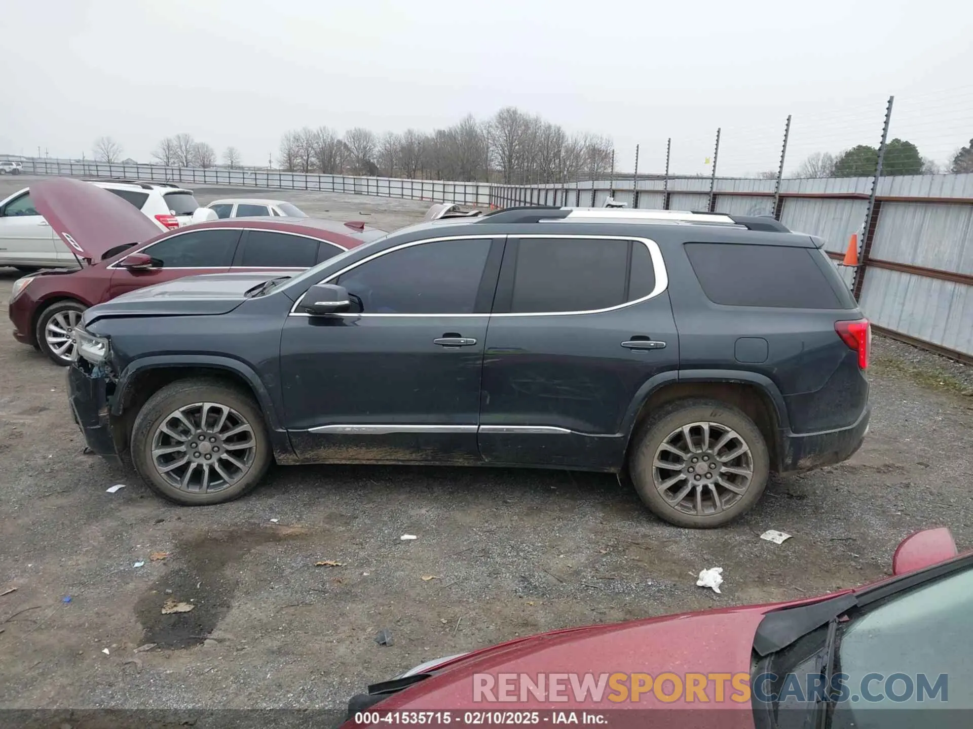 14 Photograph of a damaged car 1GKKNXLS1MZ130147 GMC ACADIA 2021