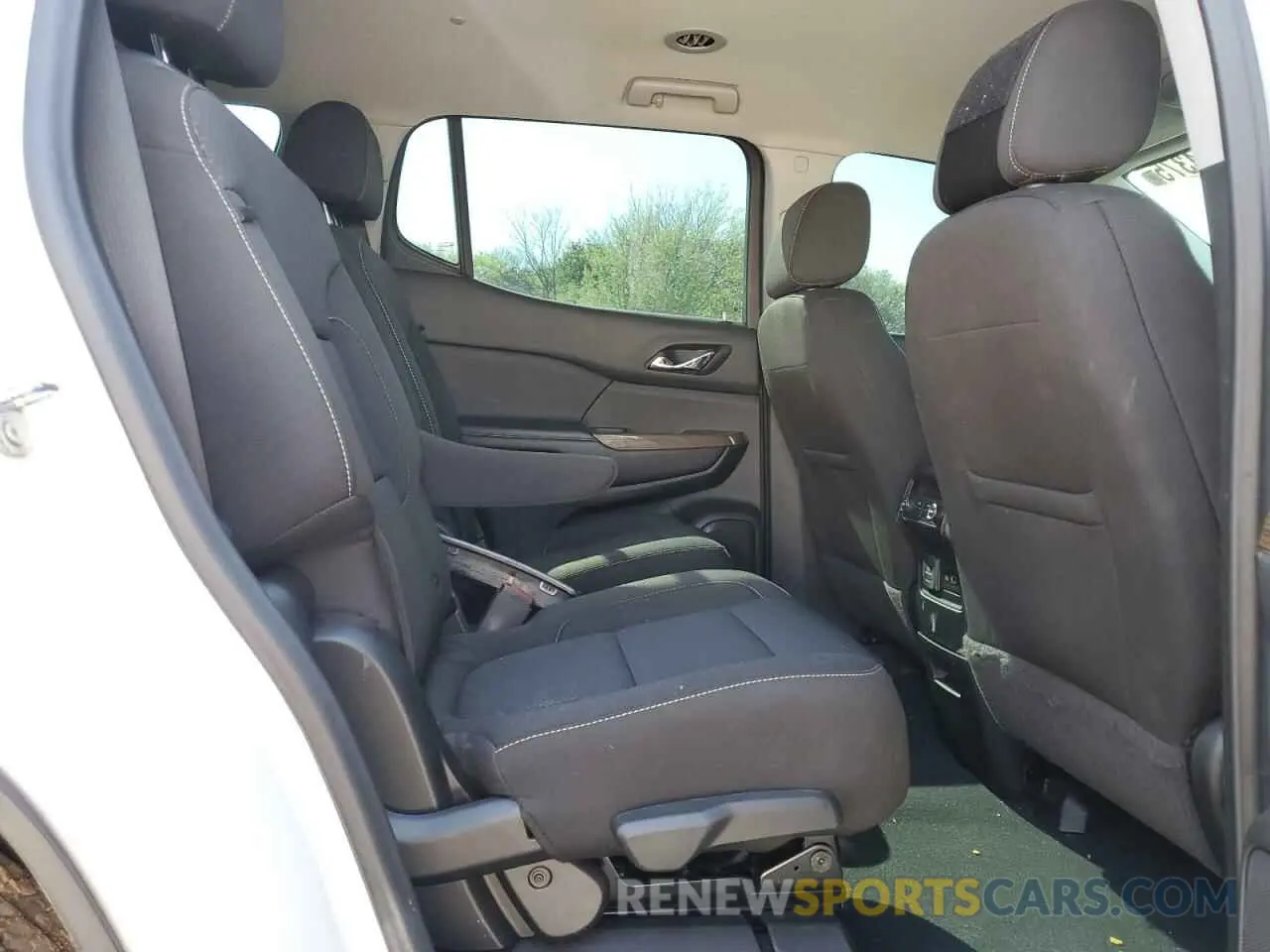 10 Фотография поврежденного автомобиля 1GKKNKL42NZ146945 GMC ACADIA 2022